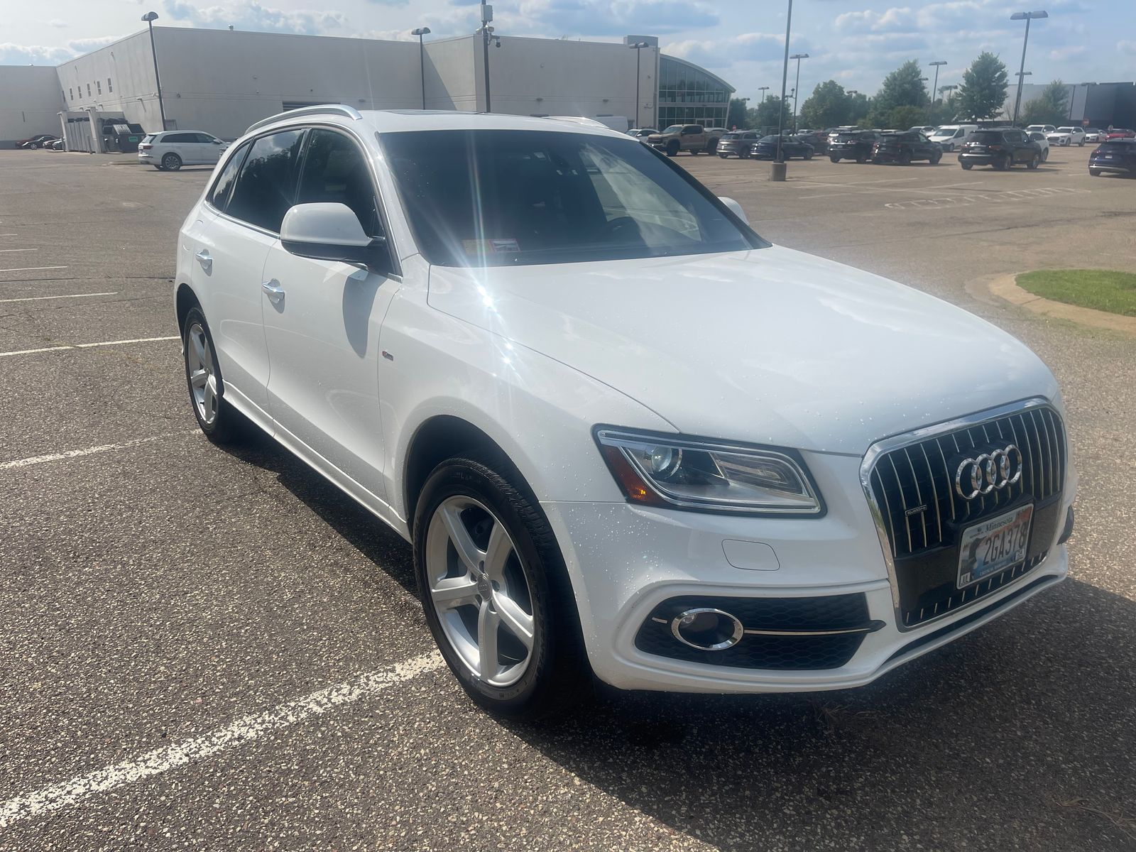 Used 2017 Audi Q5 Premium Plus with VIN WA1M2AFP0HA044487 for sale in Maplewood, MN