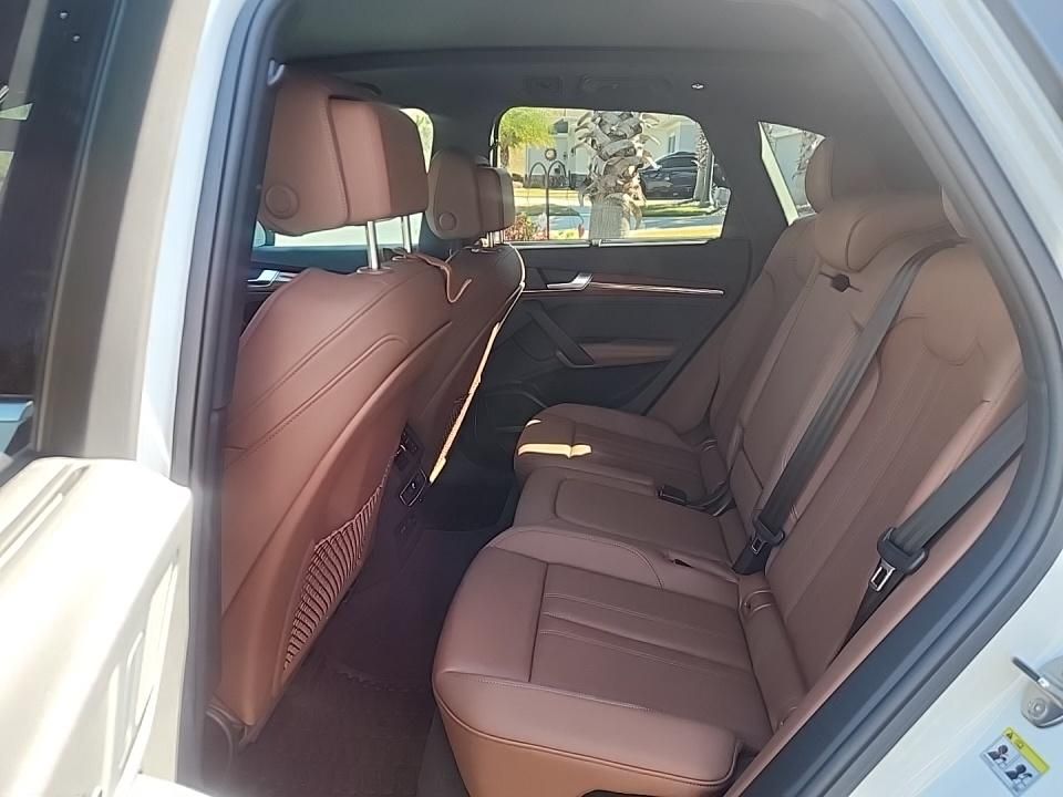 Thumbnail: 2023 Audi Q5 - 6