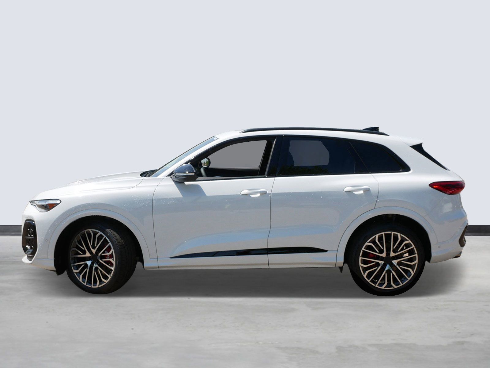 Thumbnail: 2026 Audi SQ5 - 2