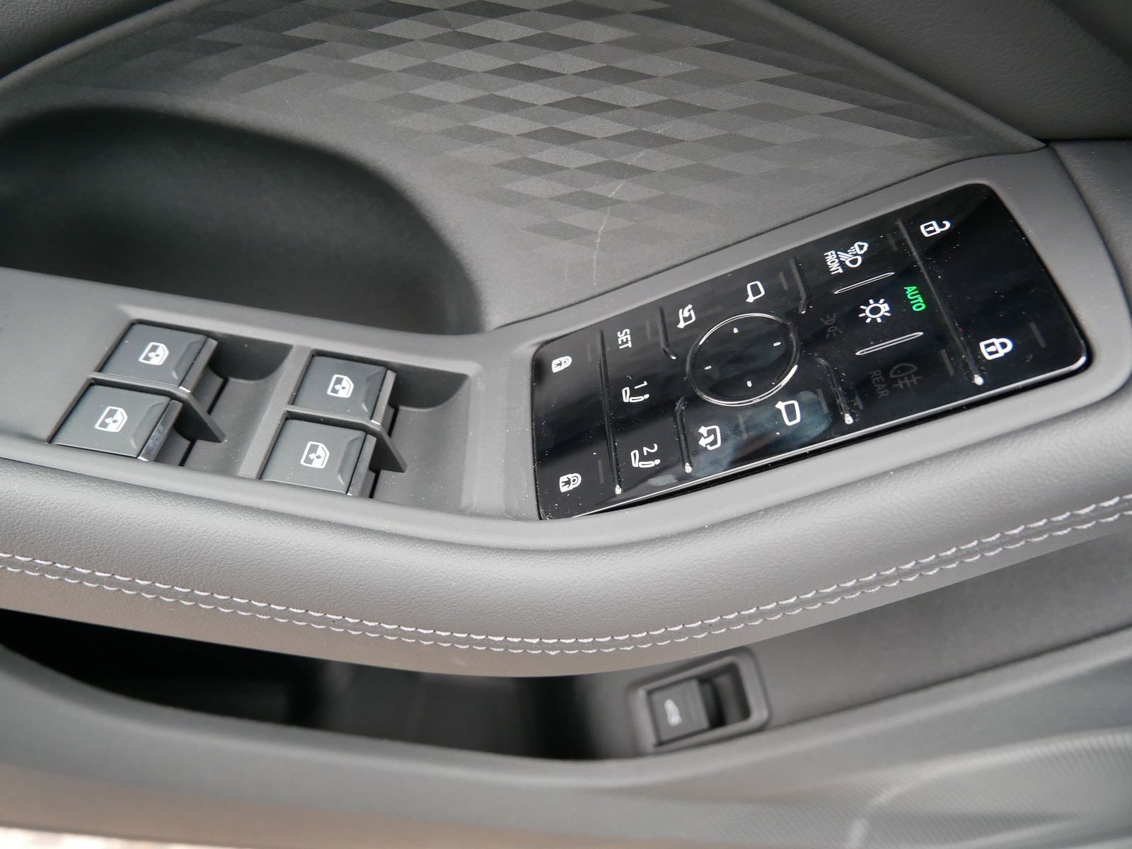 Thumbnail: 2025 Audi A5 - 15