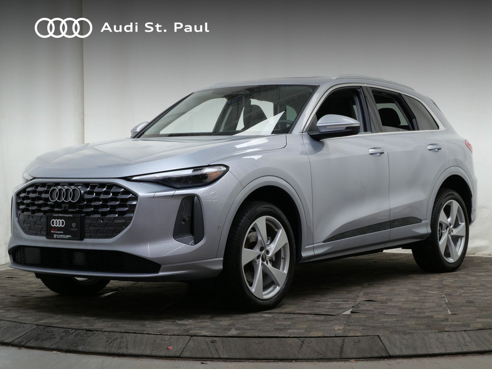 Thumbnail: 2025 Audi Q5 - 1