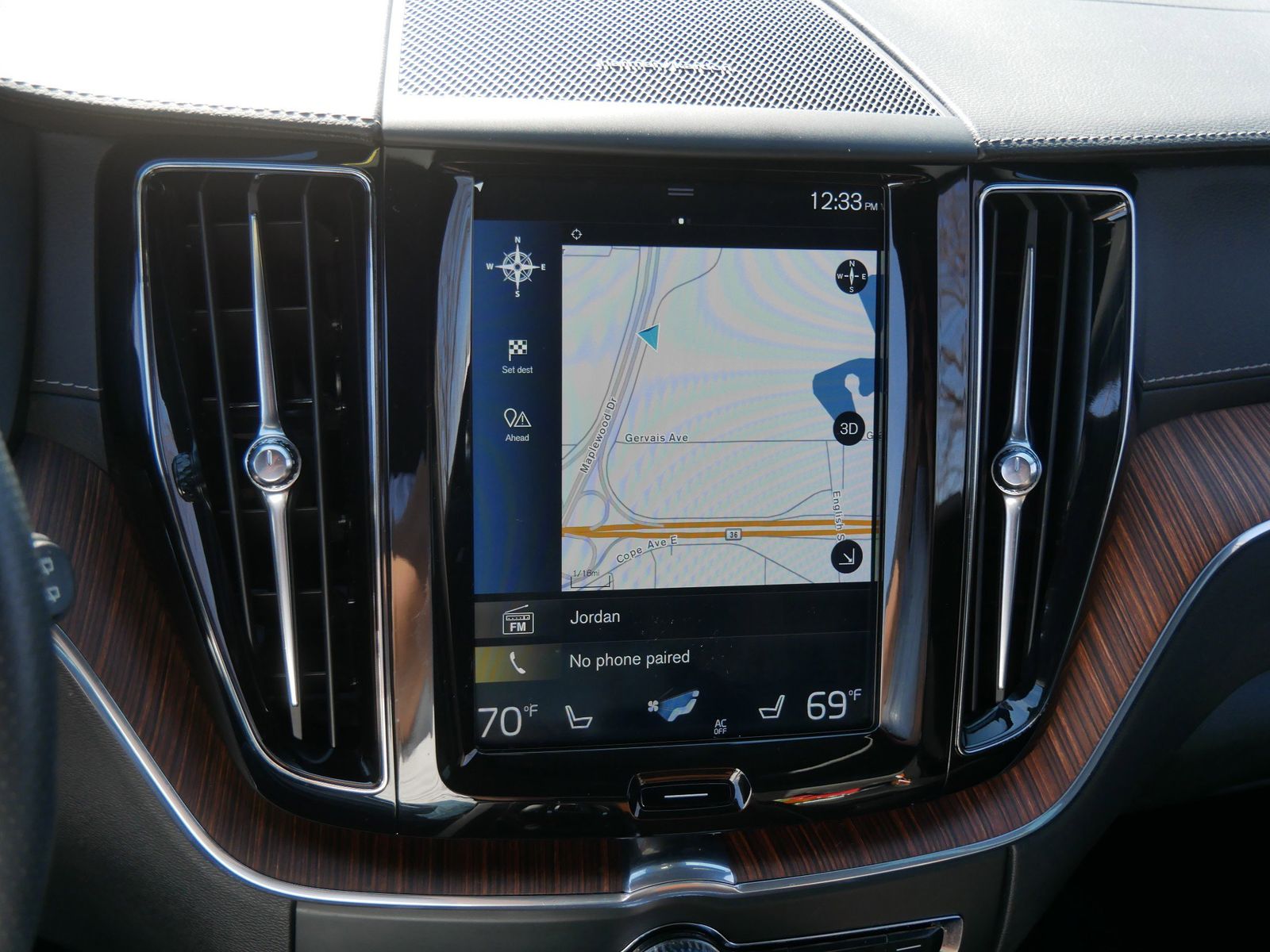 Thumbnail: 2019 Volvo XC60 - 17