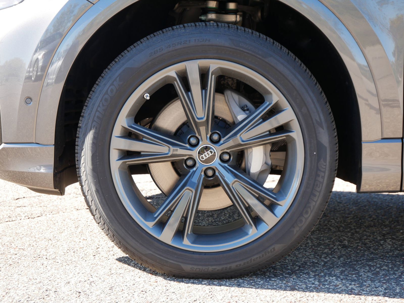 Thumbnail: 2026 Audi Q8 - 7