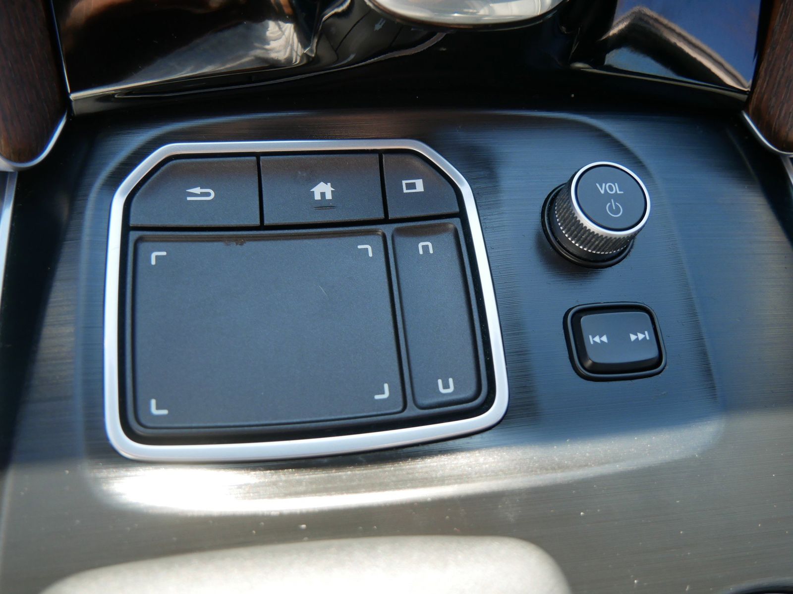 Thumbnail: 2022 Acura TLX - 17