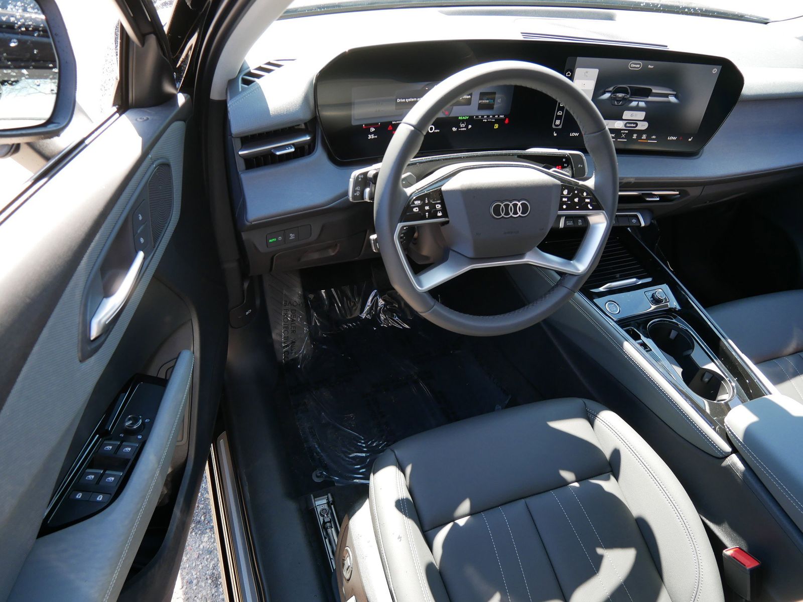 Thumbnail: 2026 Audi Q3 - 9