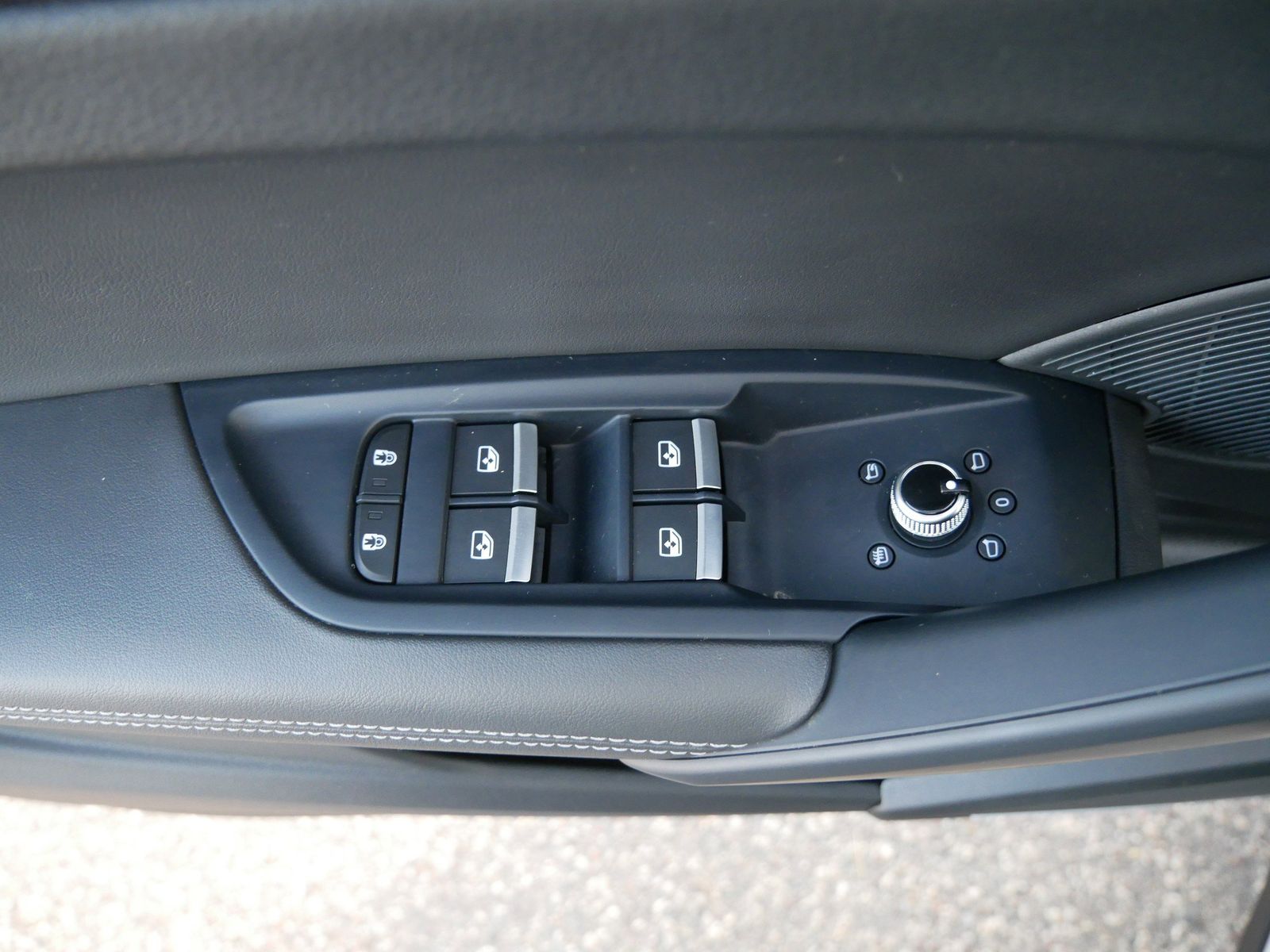 Thumbnail: 2024 Audi Q5 - 22