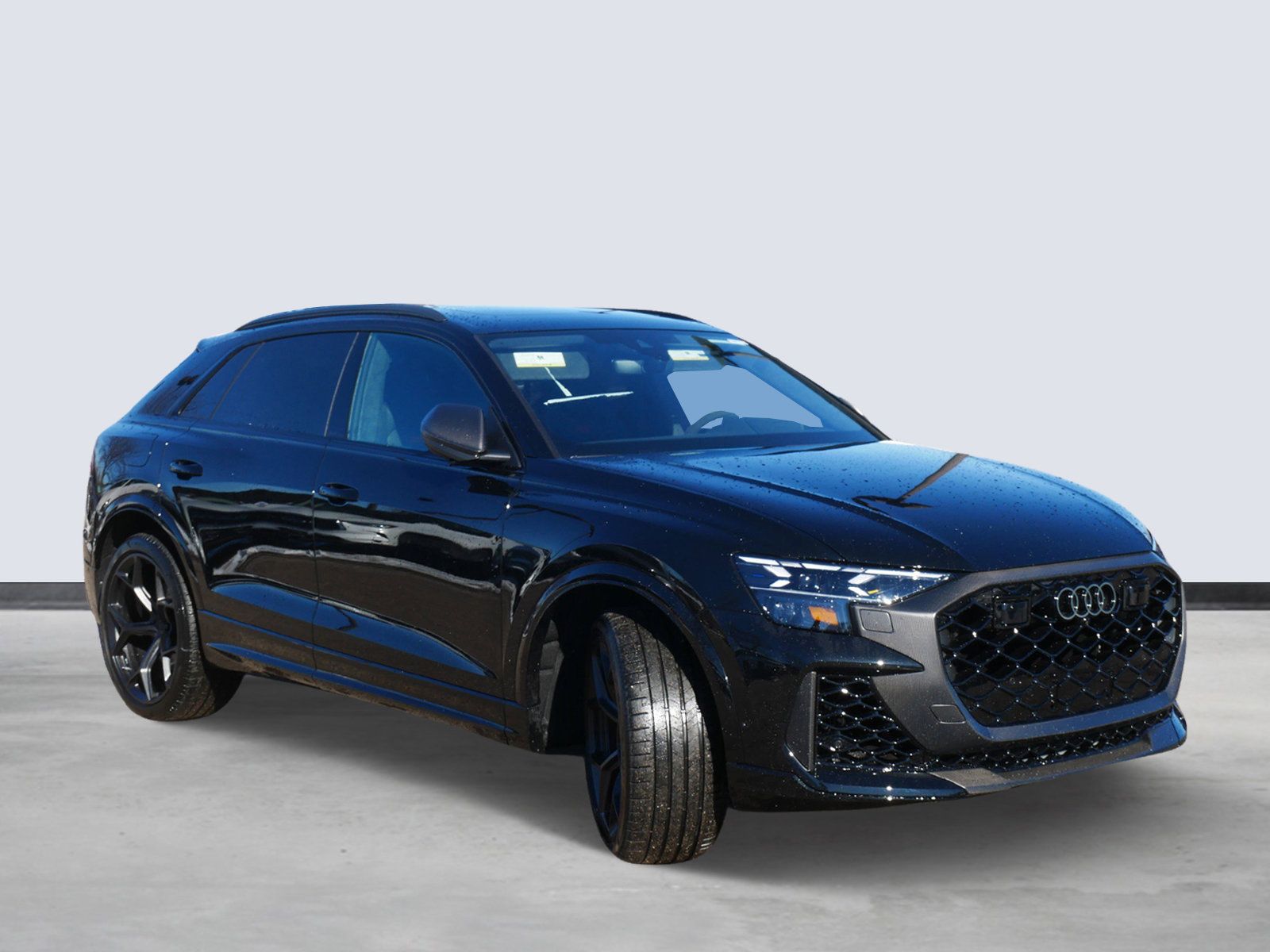 Thumbnail: 2026 Audi RS Q8 - 6