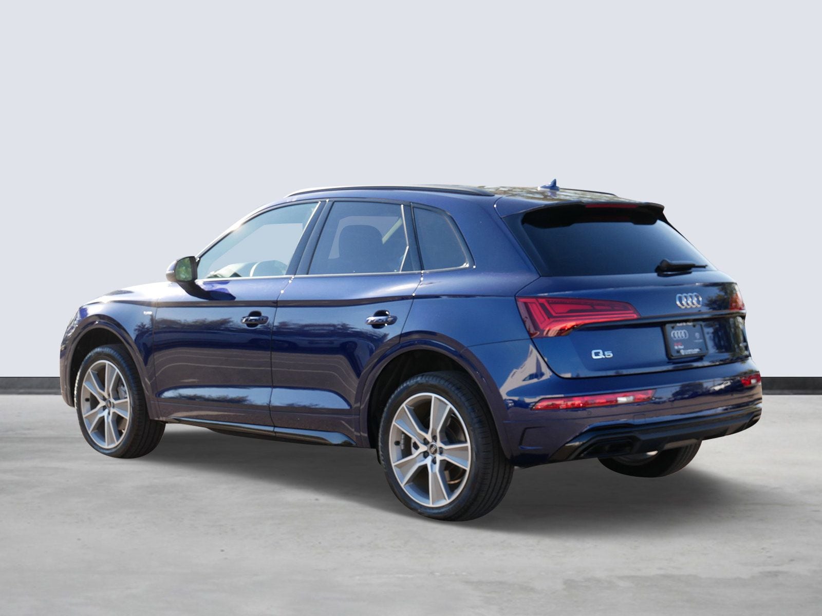 Thumbnail: 2025 Audi Q5 - 3