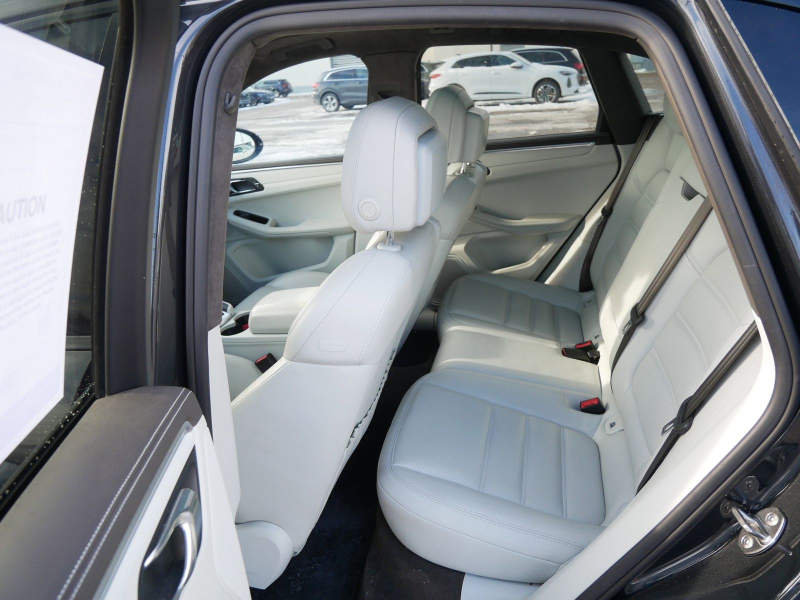 Thumbnail: 2017 Porsche Macan - 9