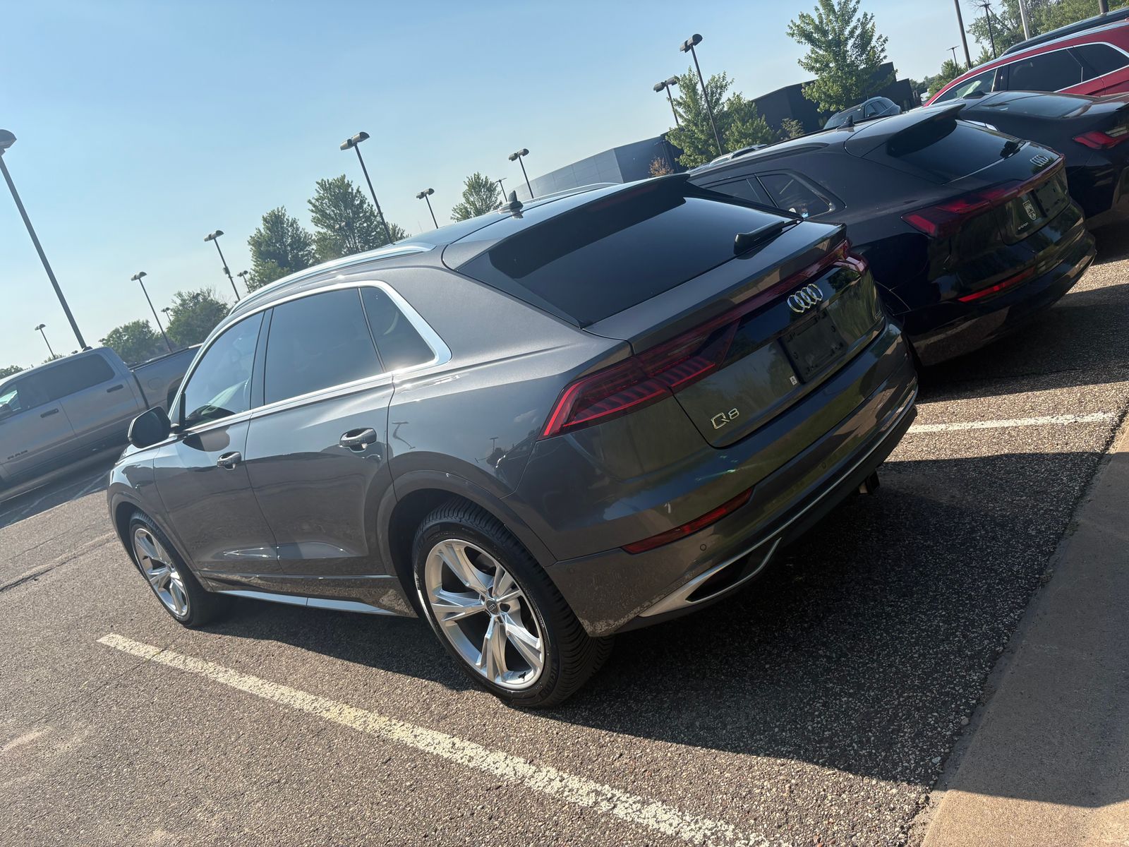 Thumbnail: 2019 Audi Q8 - 3