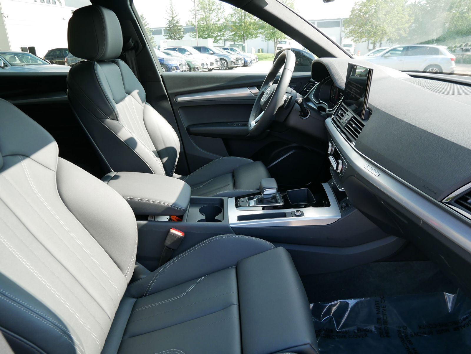 Thumbnail: 2025 Audi Q5 - 11