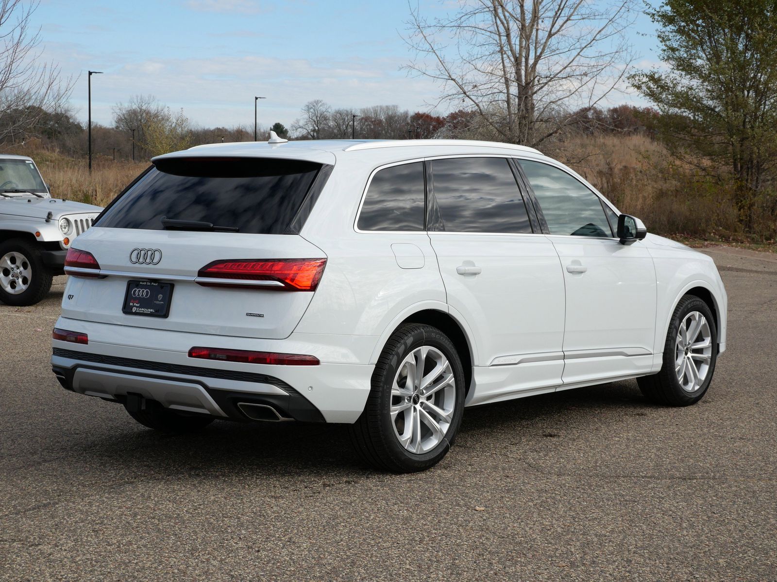 Thumbnail: 2026 Audi Q7 - 4