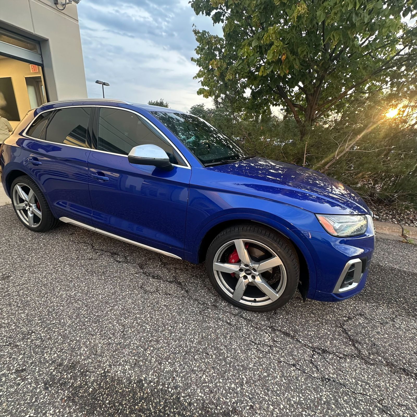 Thumbnail: 2022 Audi SQ5 - 3
