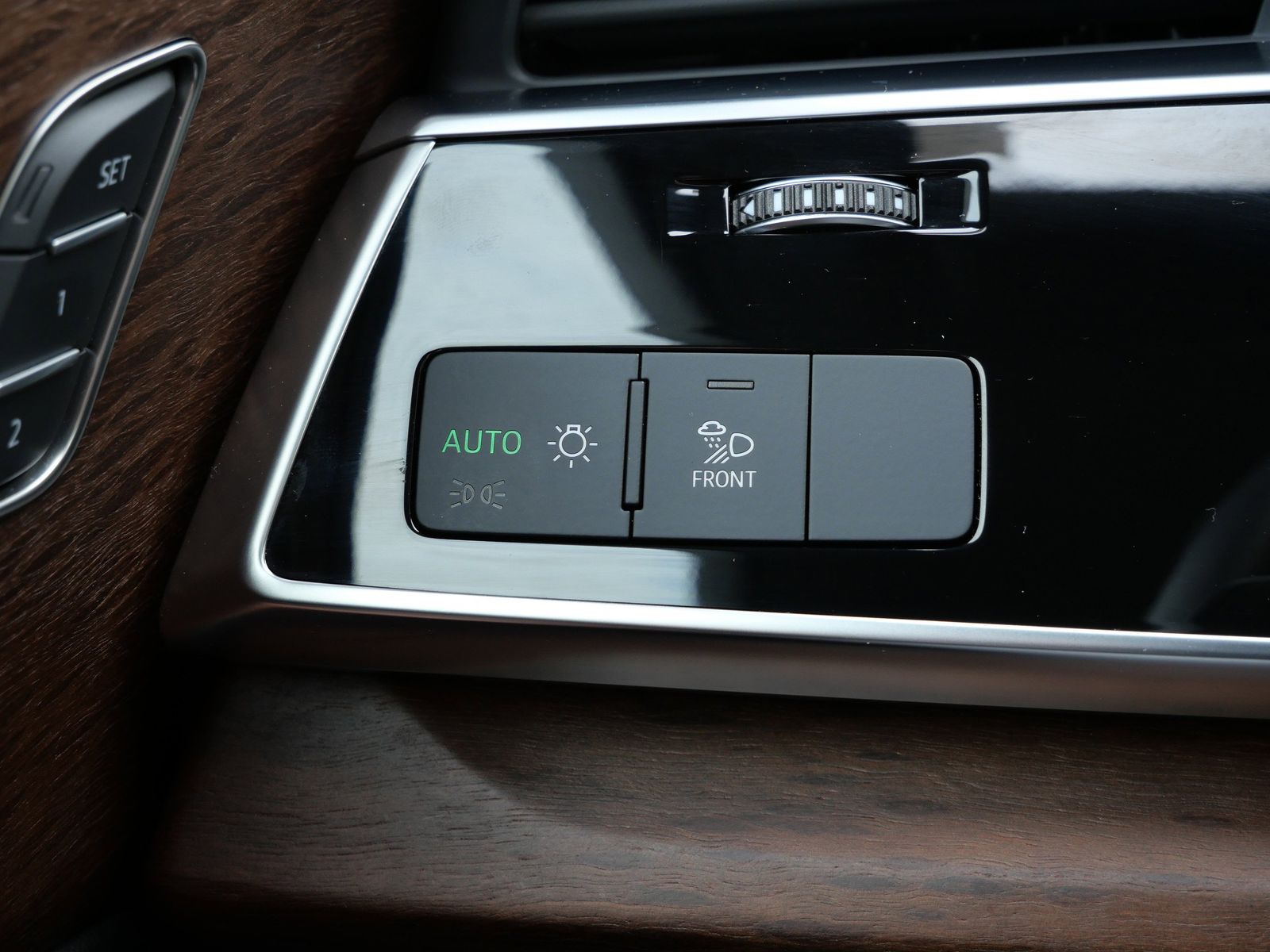 Thumbnail: 2025 Audi Q7 - 26