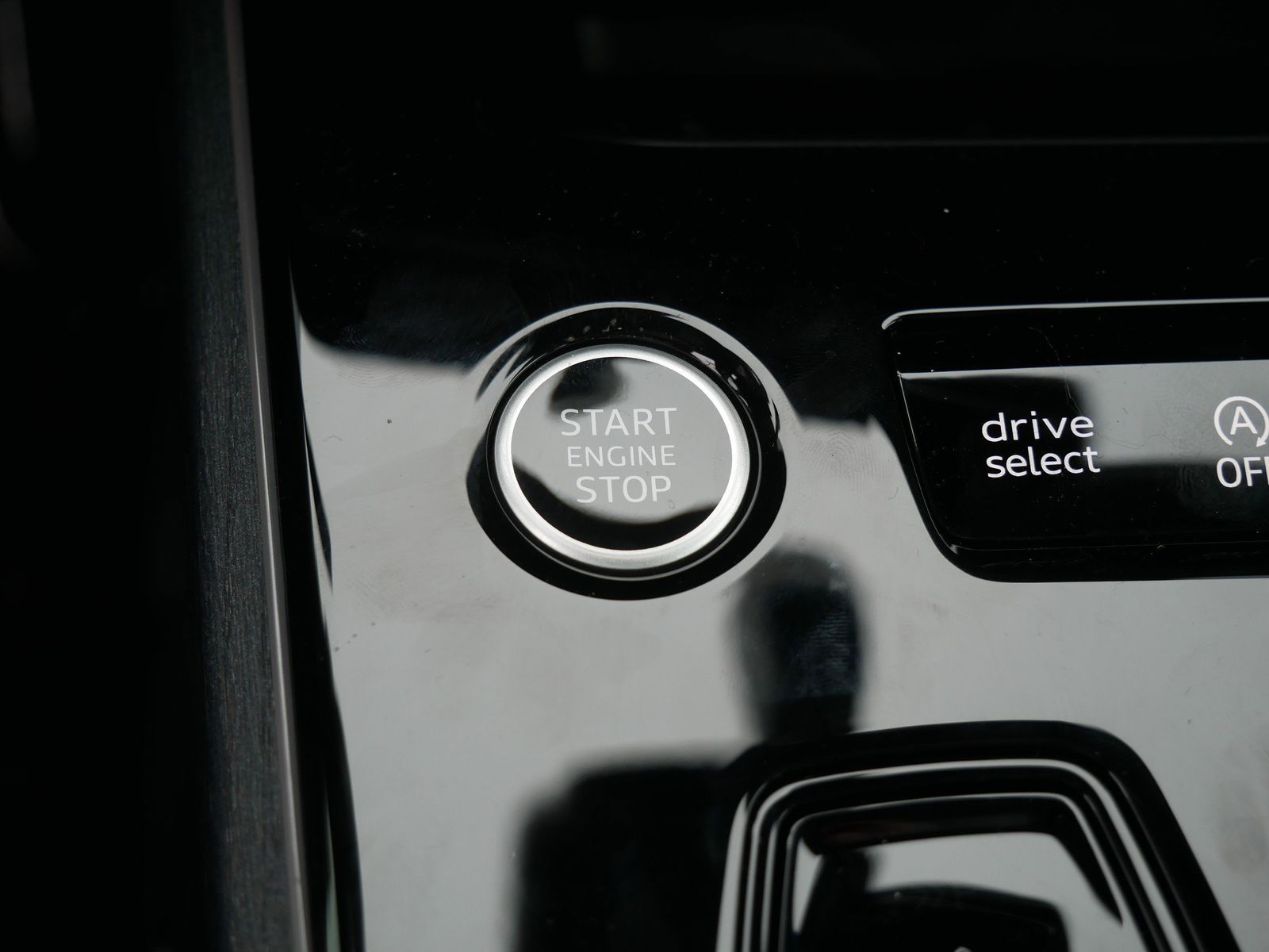 Thumbnail: 2026 Audi A6 - 18