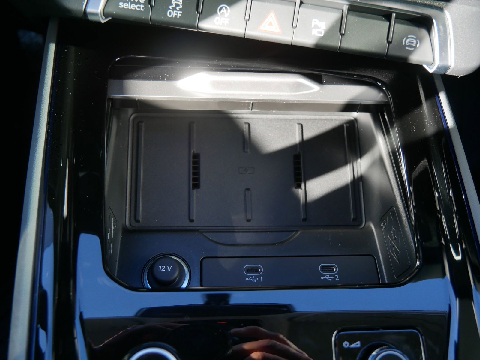 Thumbnail: 2026 Audi Q3 - 22