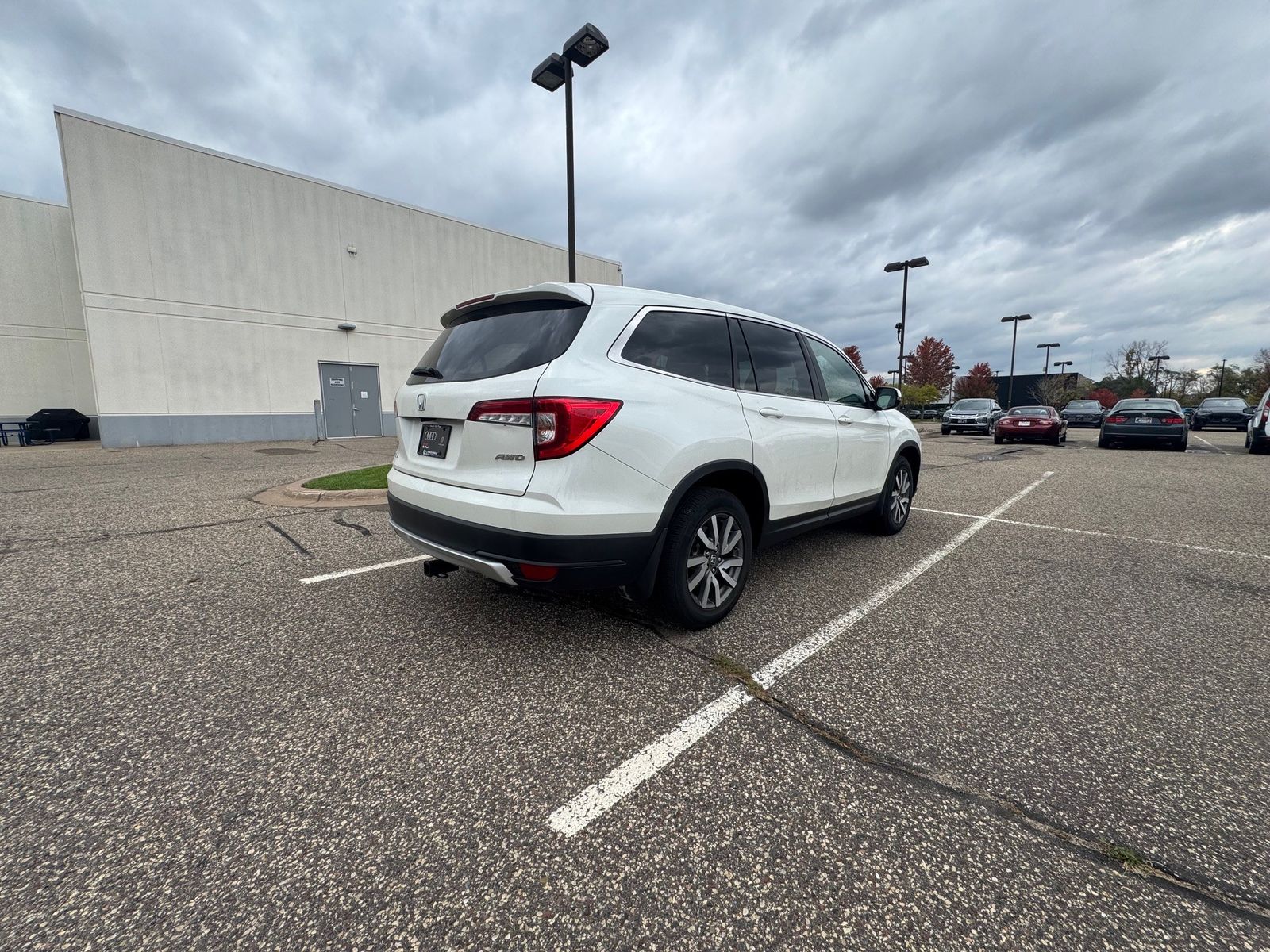 Thumbnail: 2019 Honda Pilot - 4