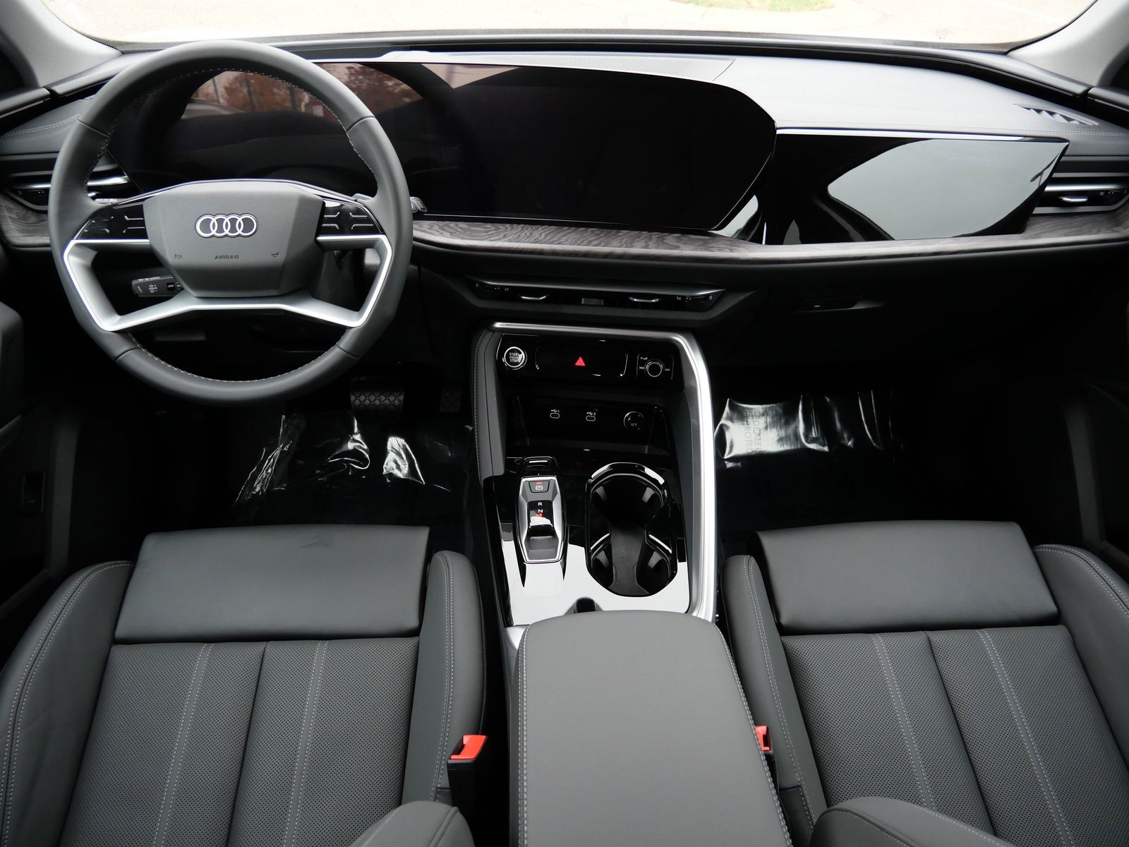 Thumbnail: 2025 Audi Q5 - 10