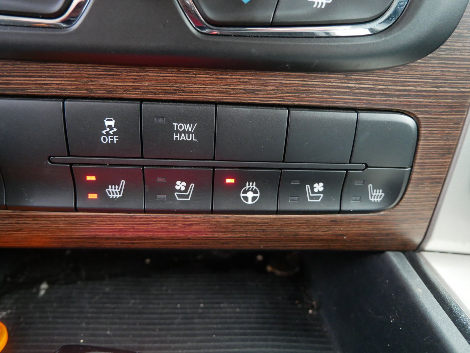 Thumbnail: 2015 RAM 1500 - 22