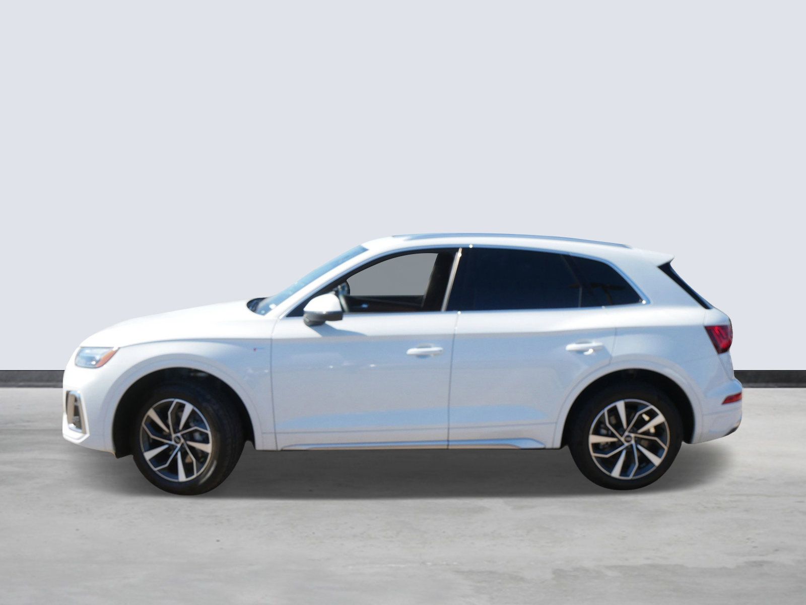Thumbnail: 2023 Audi Q5 - 2