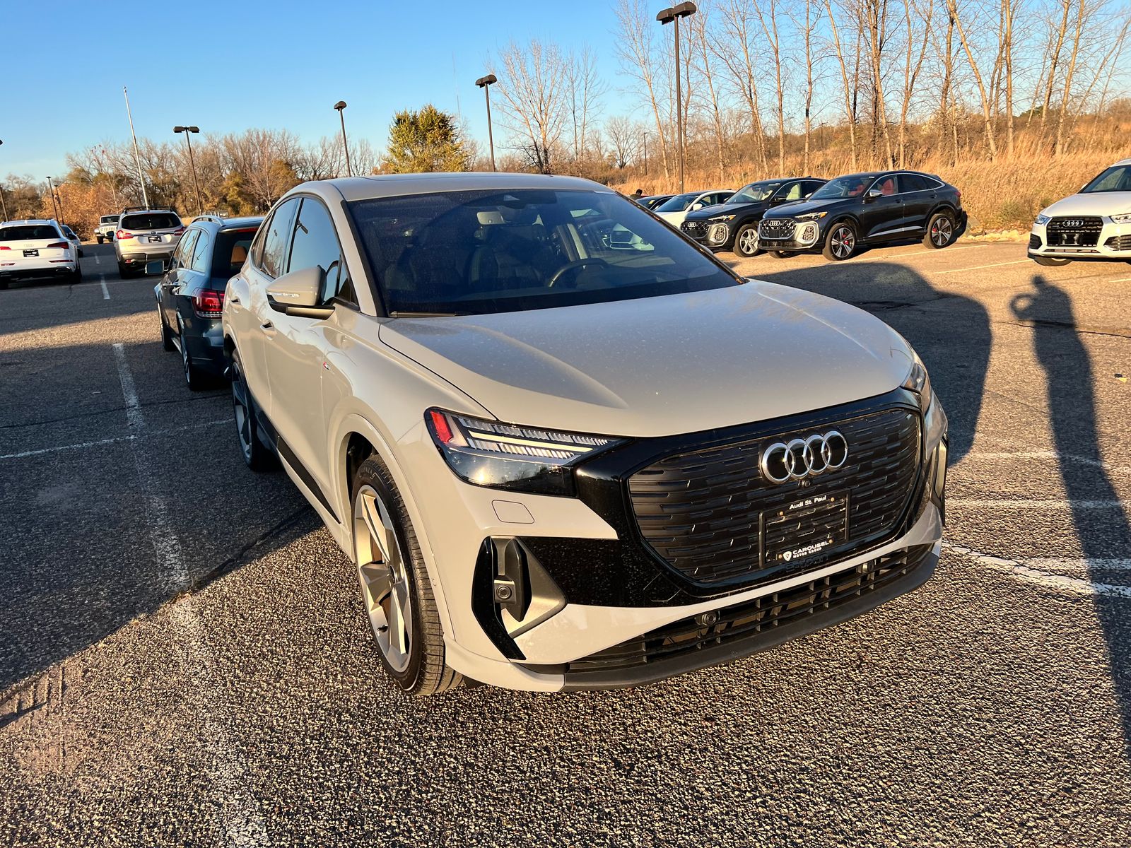 Thumbnail: 2024 Audi Q4 e-tron - 1