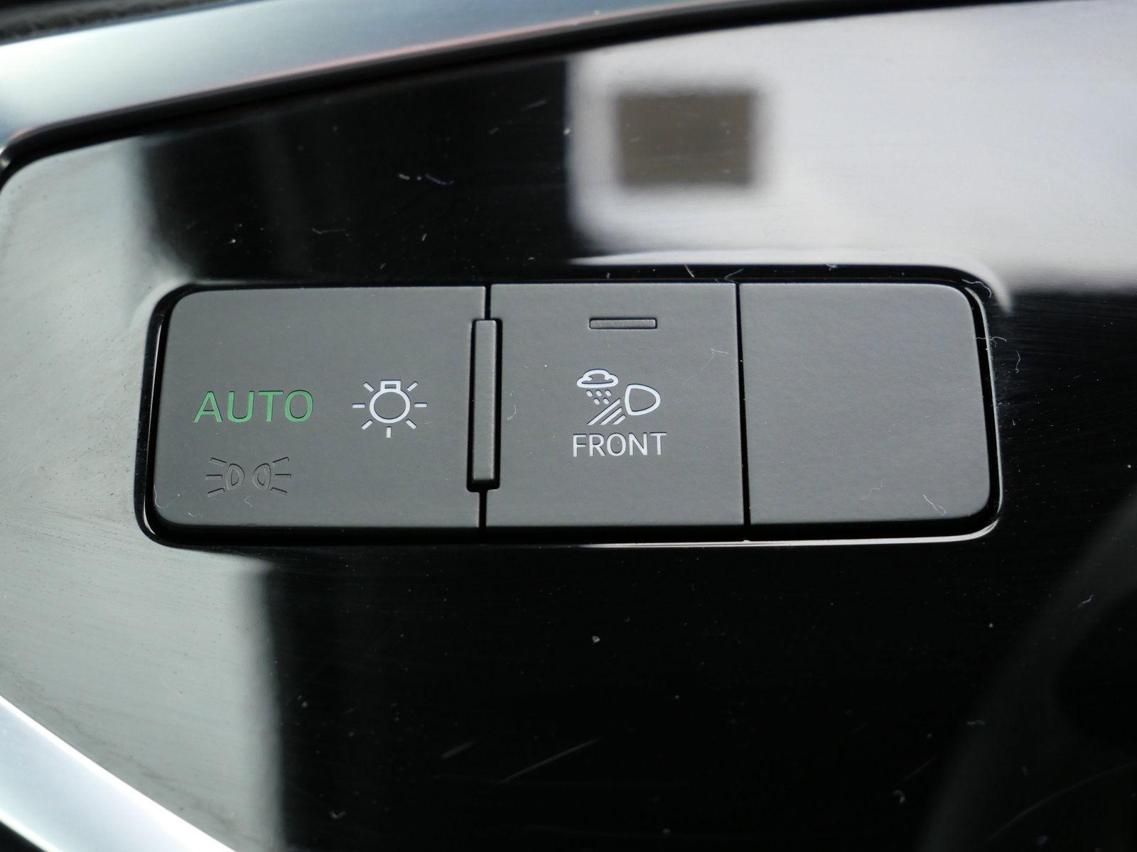 Thumbnail: 2025 Audi Q3 - 26