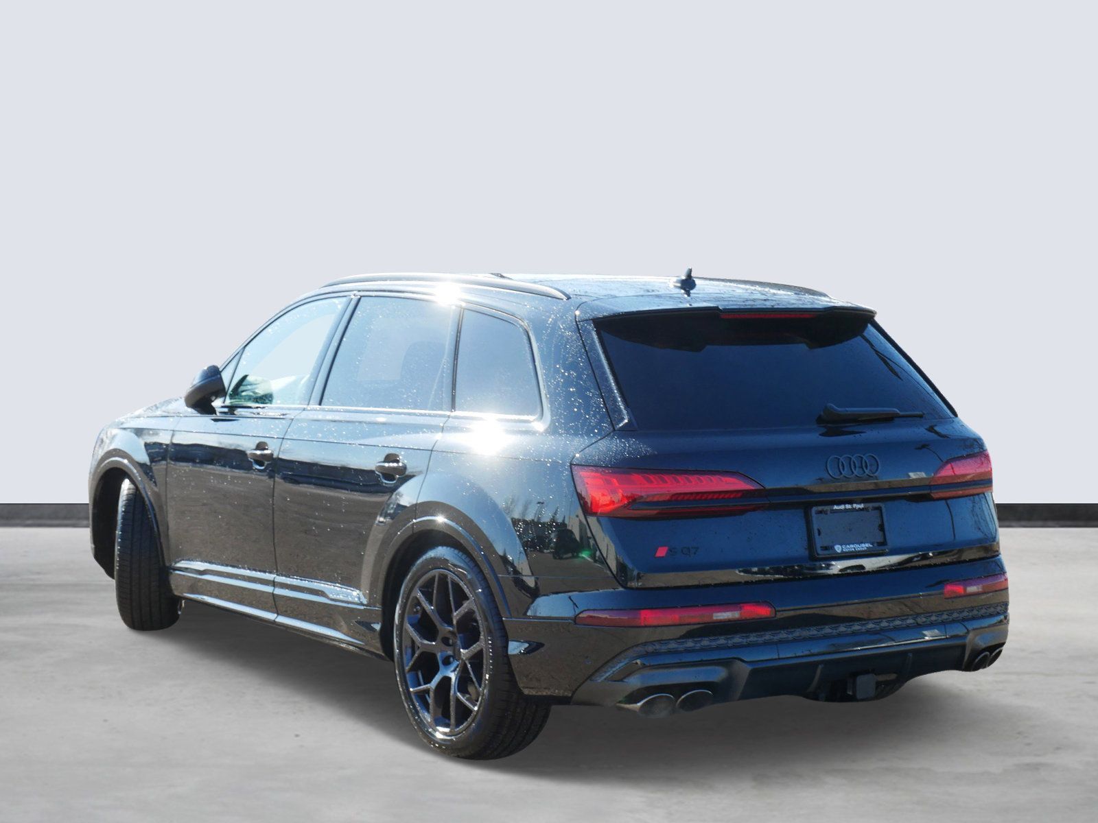Thumbnail: 2026 Audi SQ7 - 3
