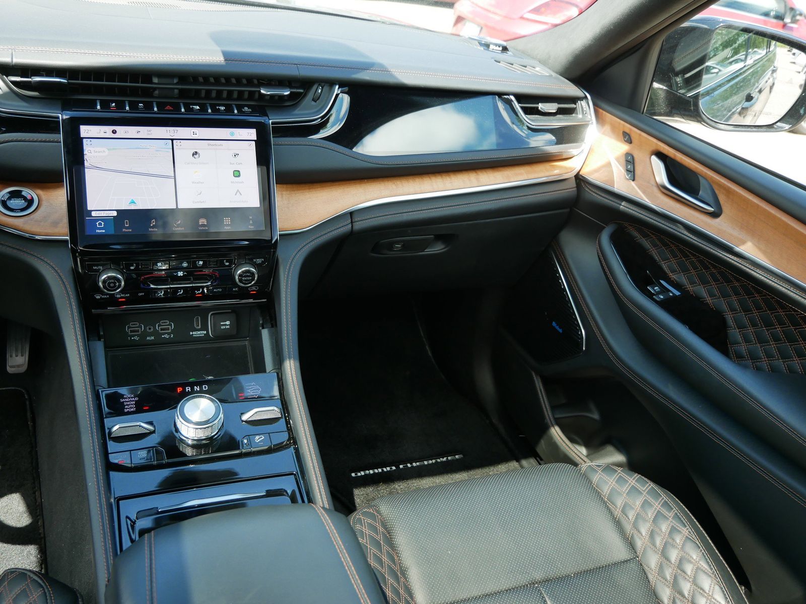 Thumbnail: 2024 Jeep Grand Cherokee L - 12