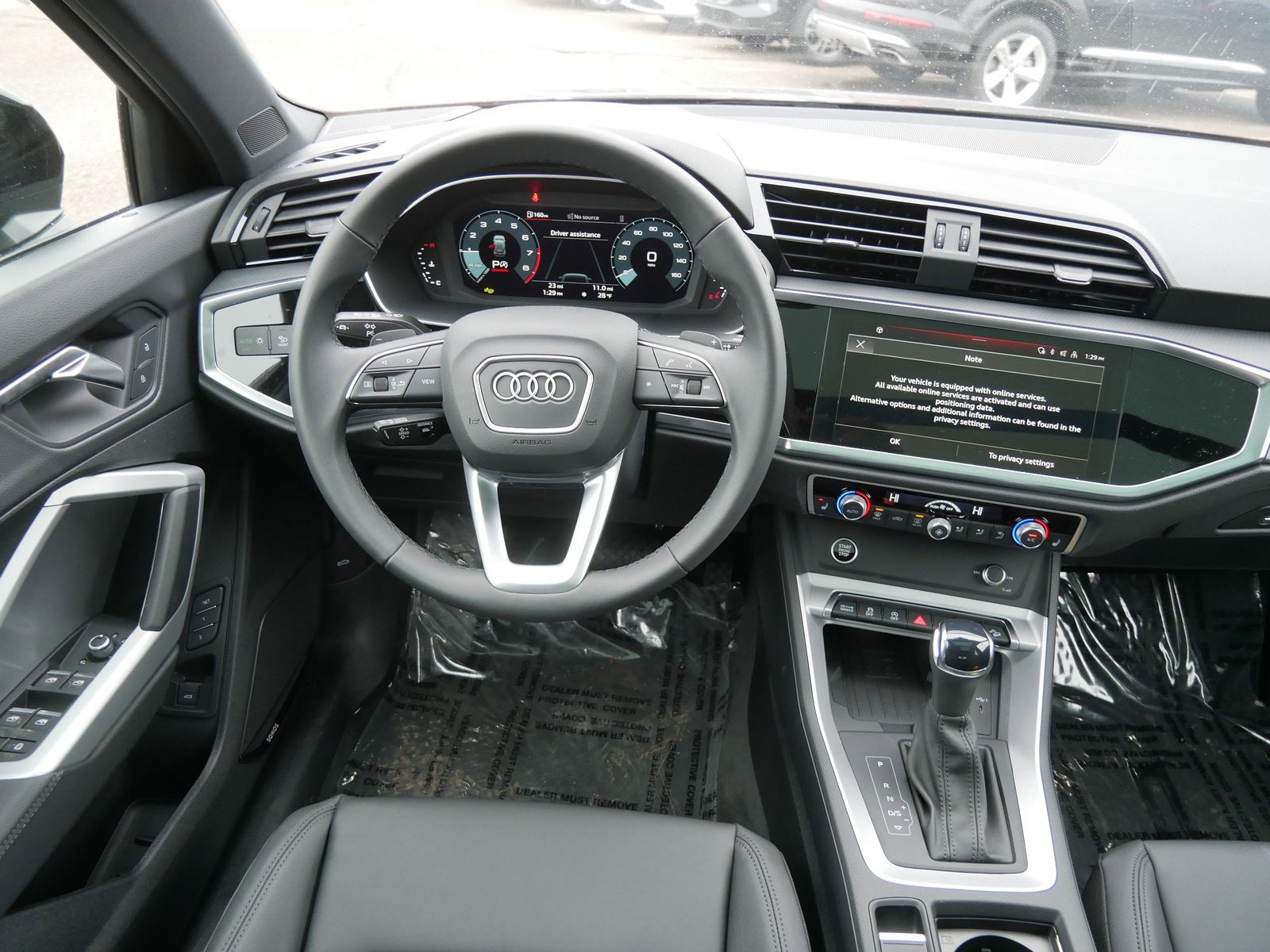 Thumbnail: 2025 Audi Q3 - 11