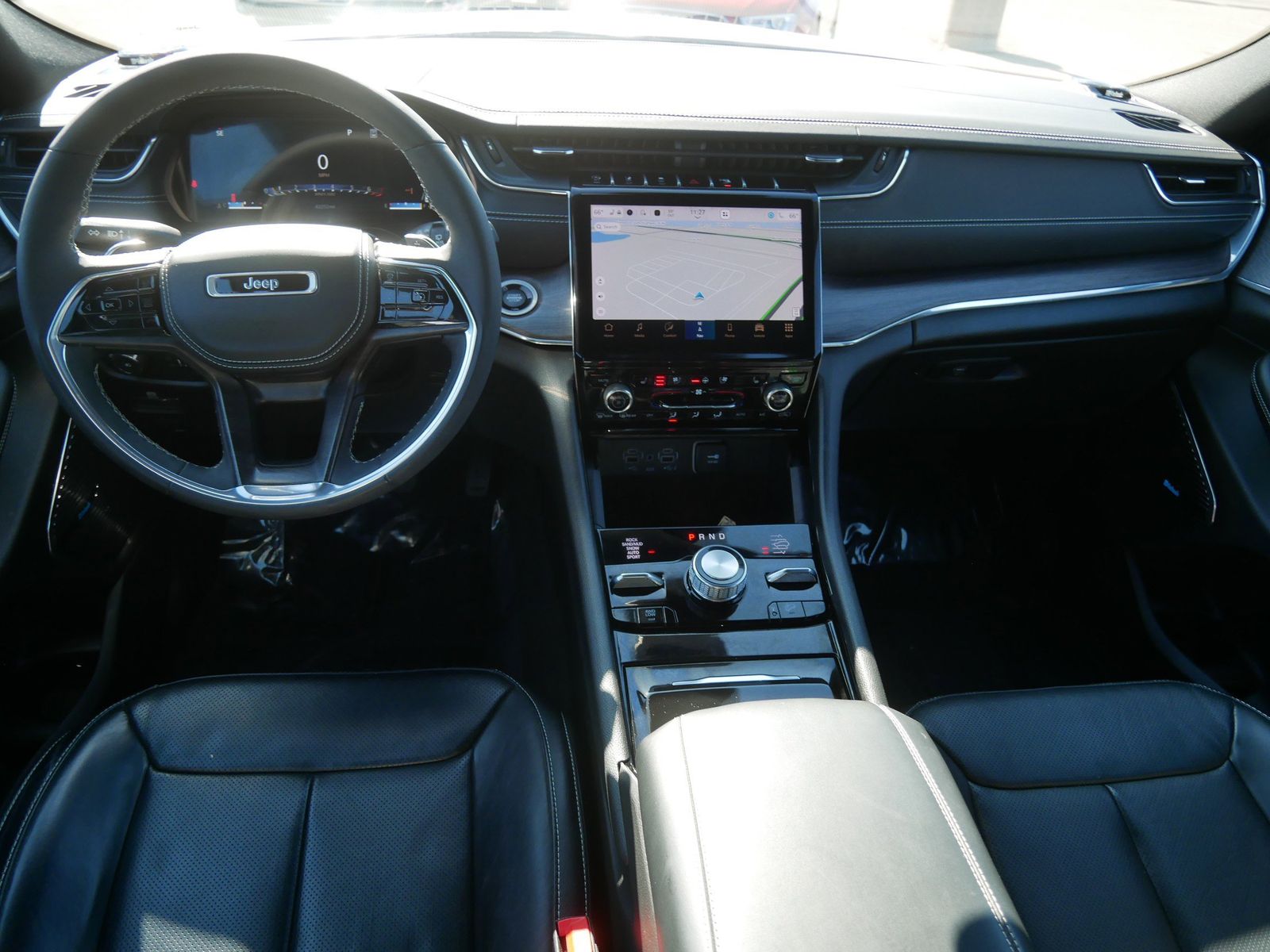 Thumbnail: 2023 Jeep Grand Cherokee L - 12