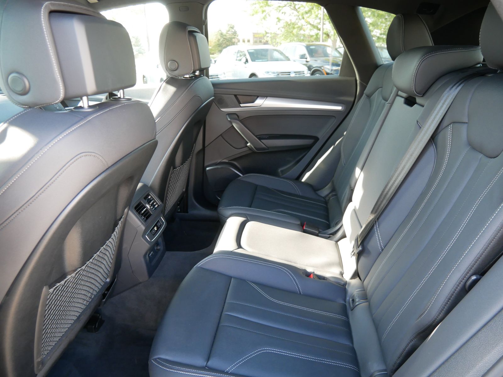Thumbnail: 2025 Audi Q5 - 9