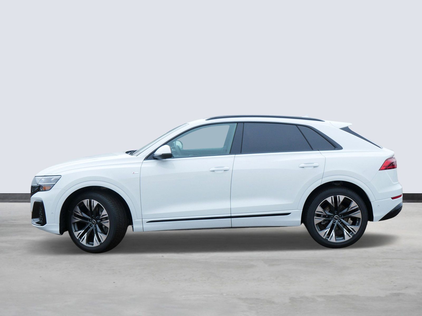 Thumbnail: 2026 Audi Q8 - 2