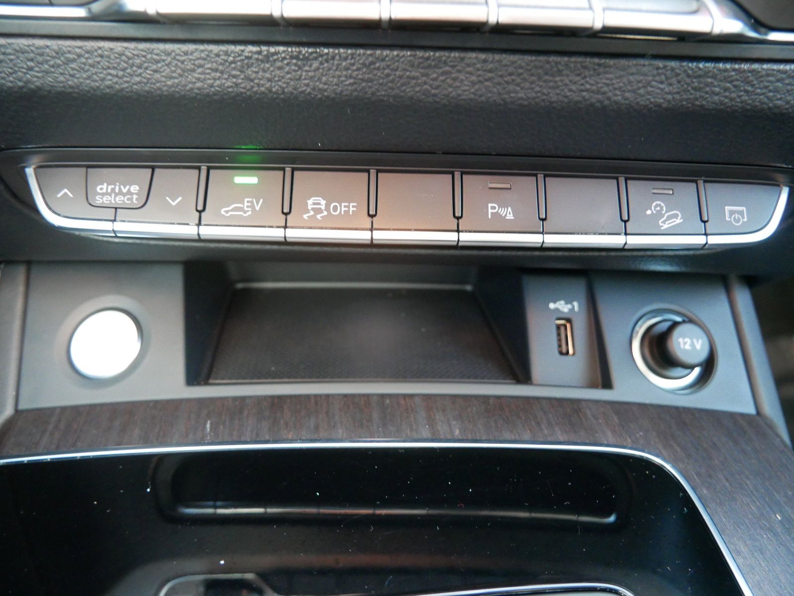 Thumbnail: 2024 Audi Q5 - 17