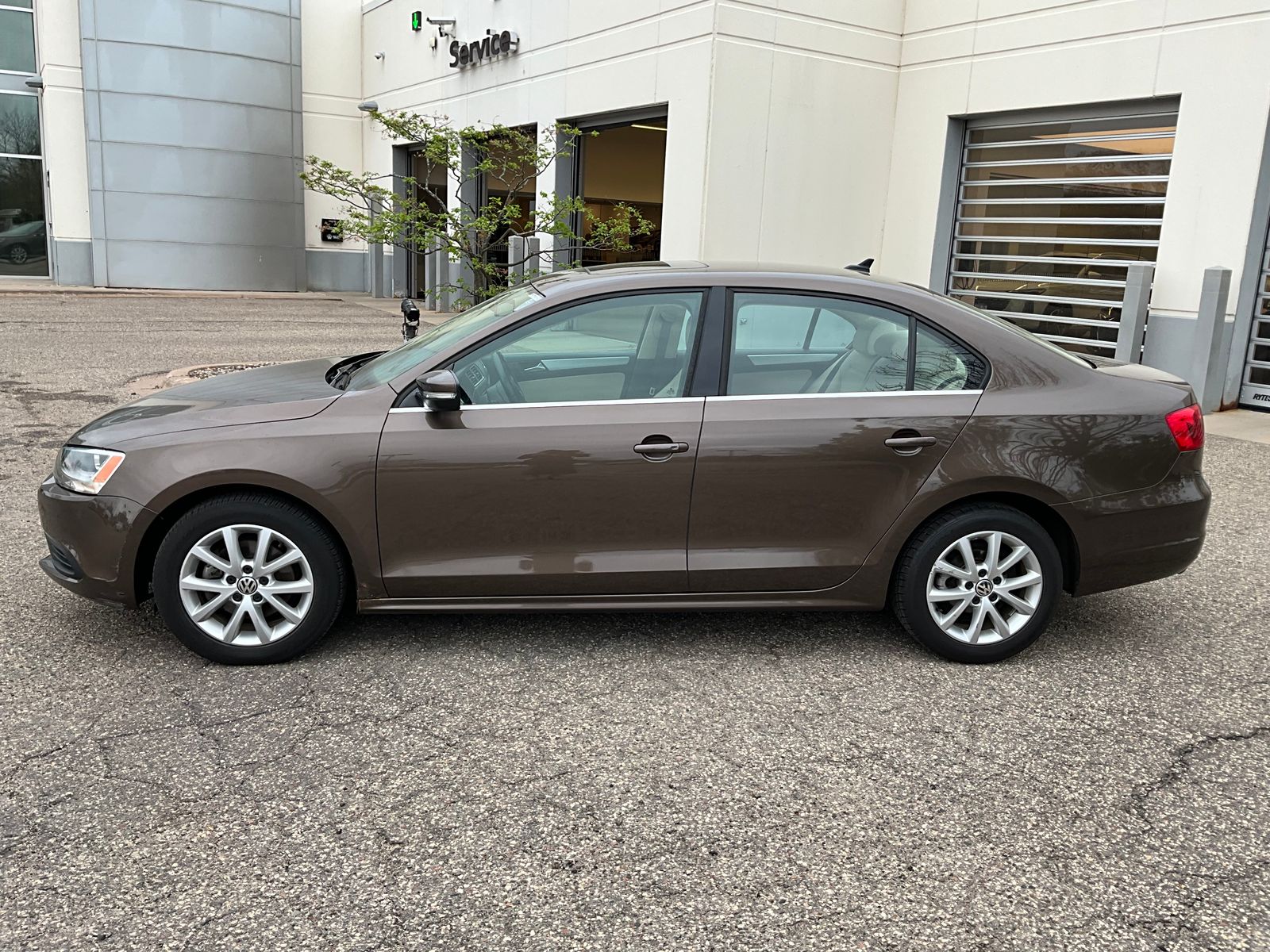 Thumbnail: 2014 Volkswagen Jetta - 4