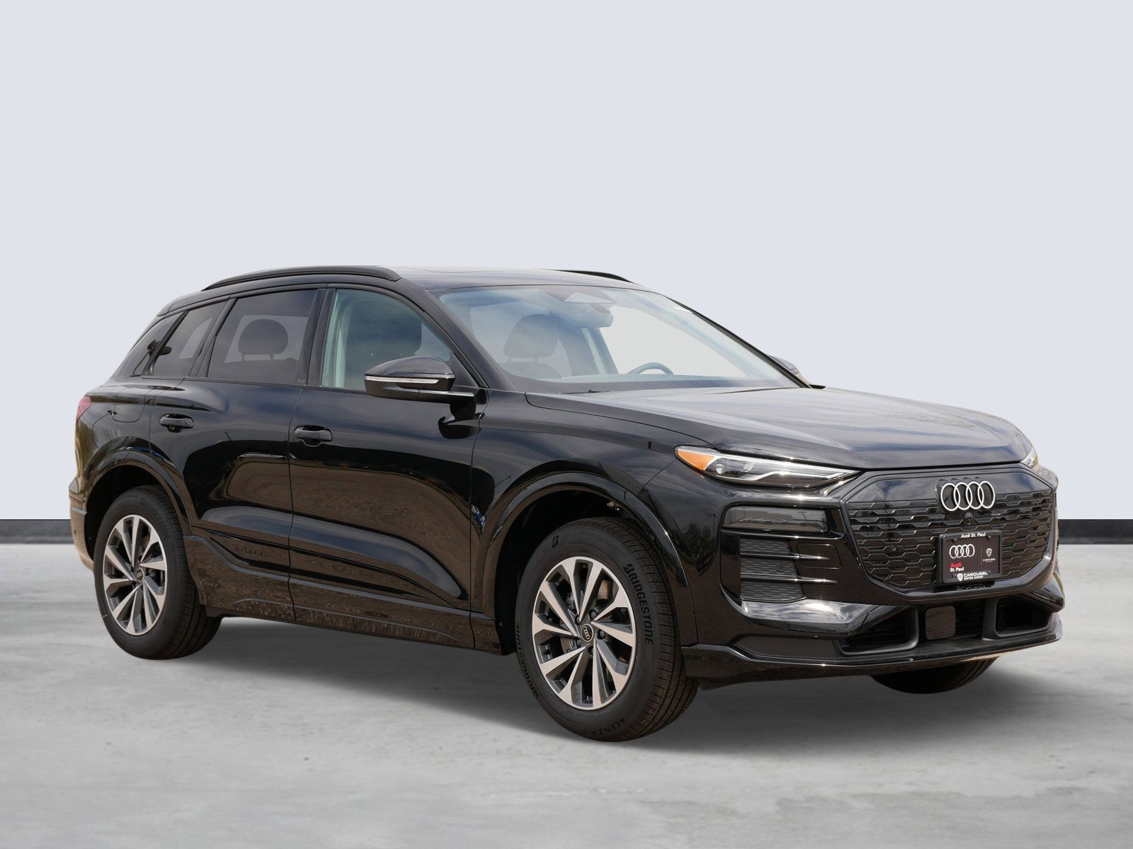 Thumbnail: 2025 Audi Q6 e-tron - 6