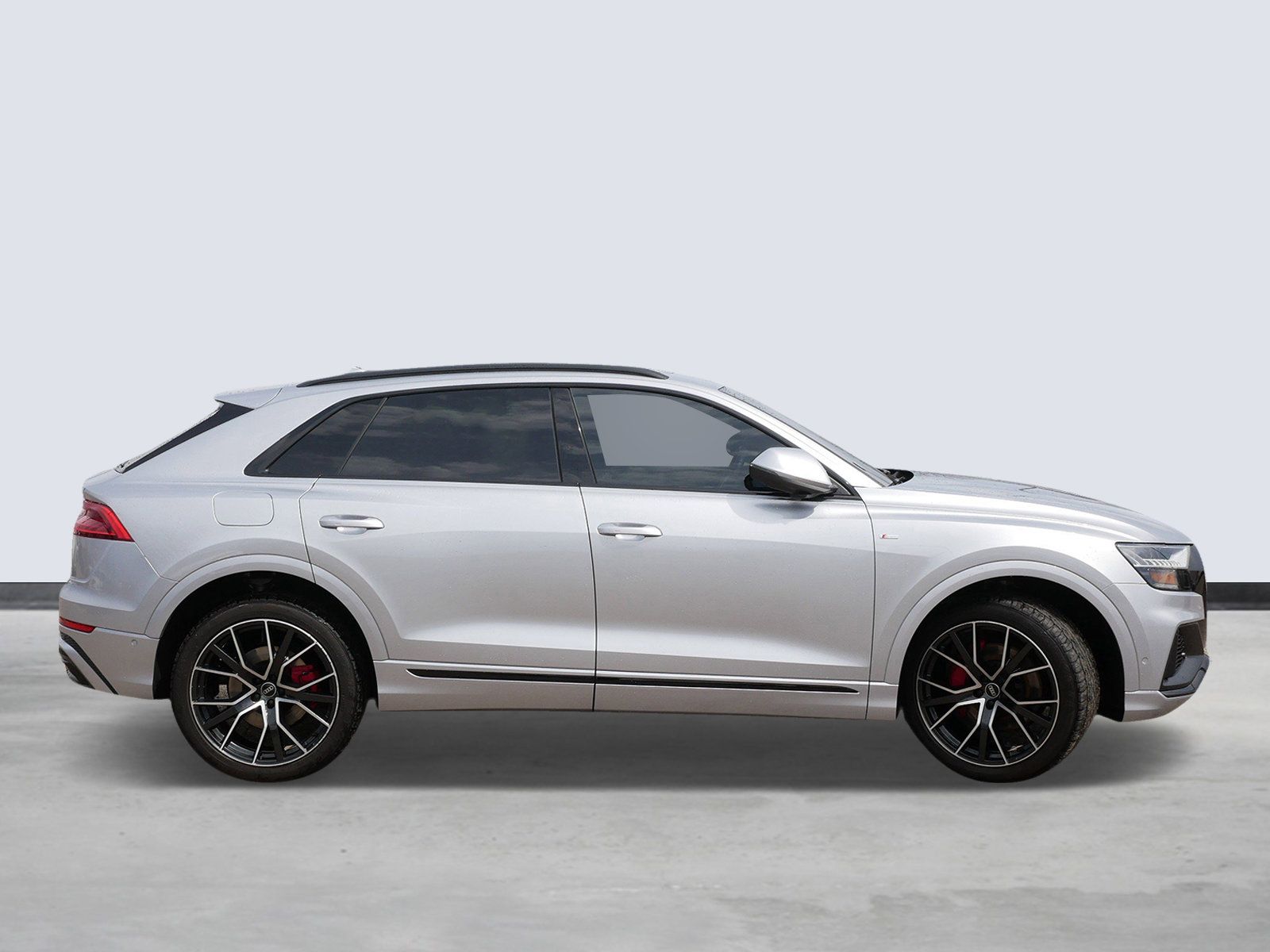 Thumbnail: 2021 Audi Q8 - 5