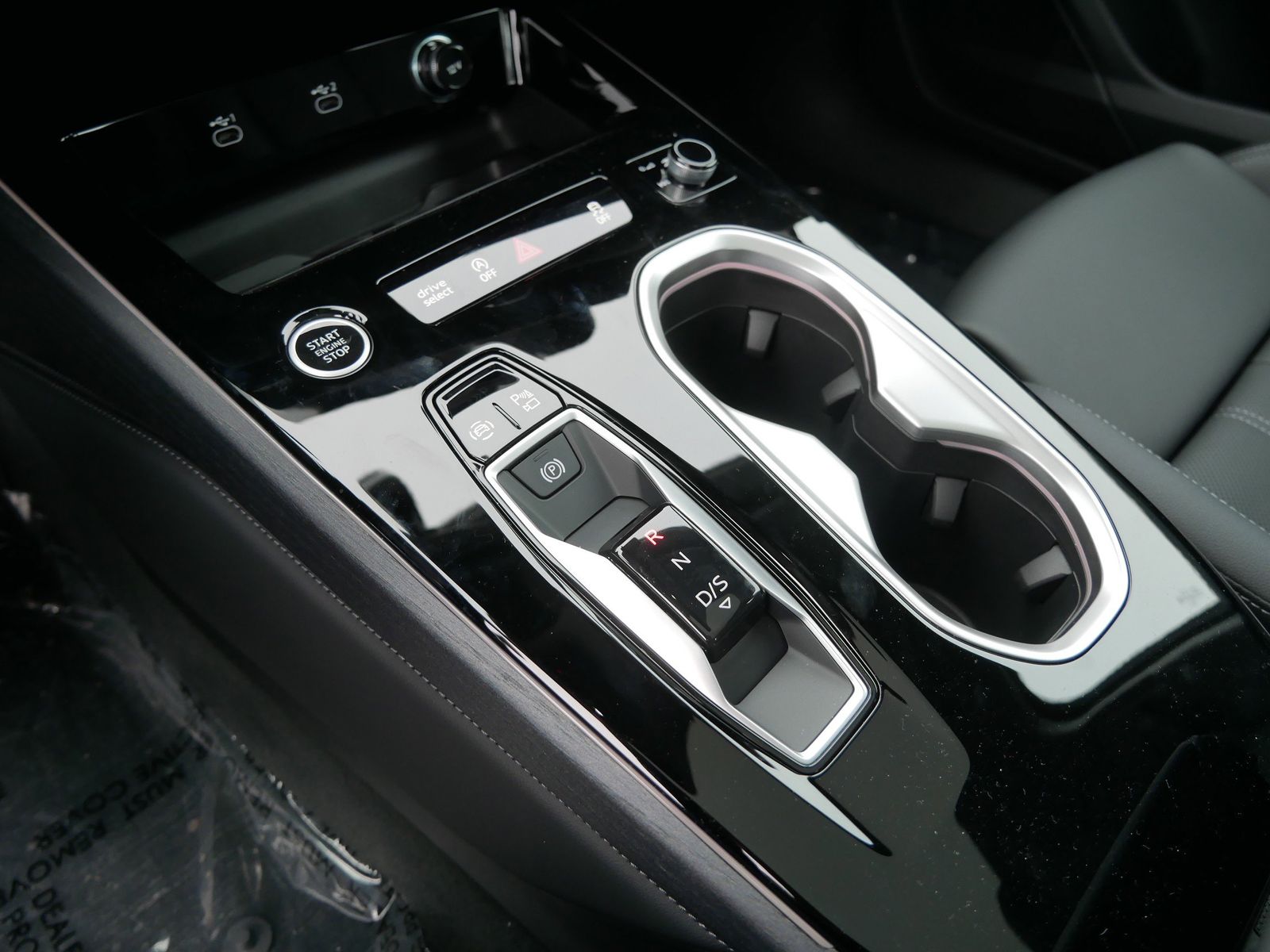 Thumbnail: 2026 Audi A6 - 13