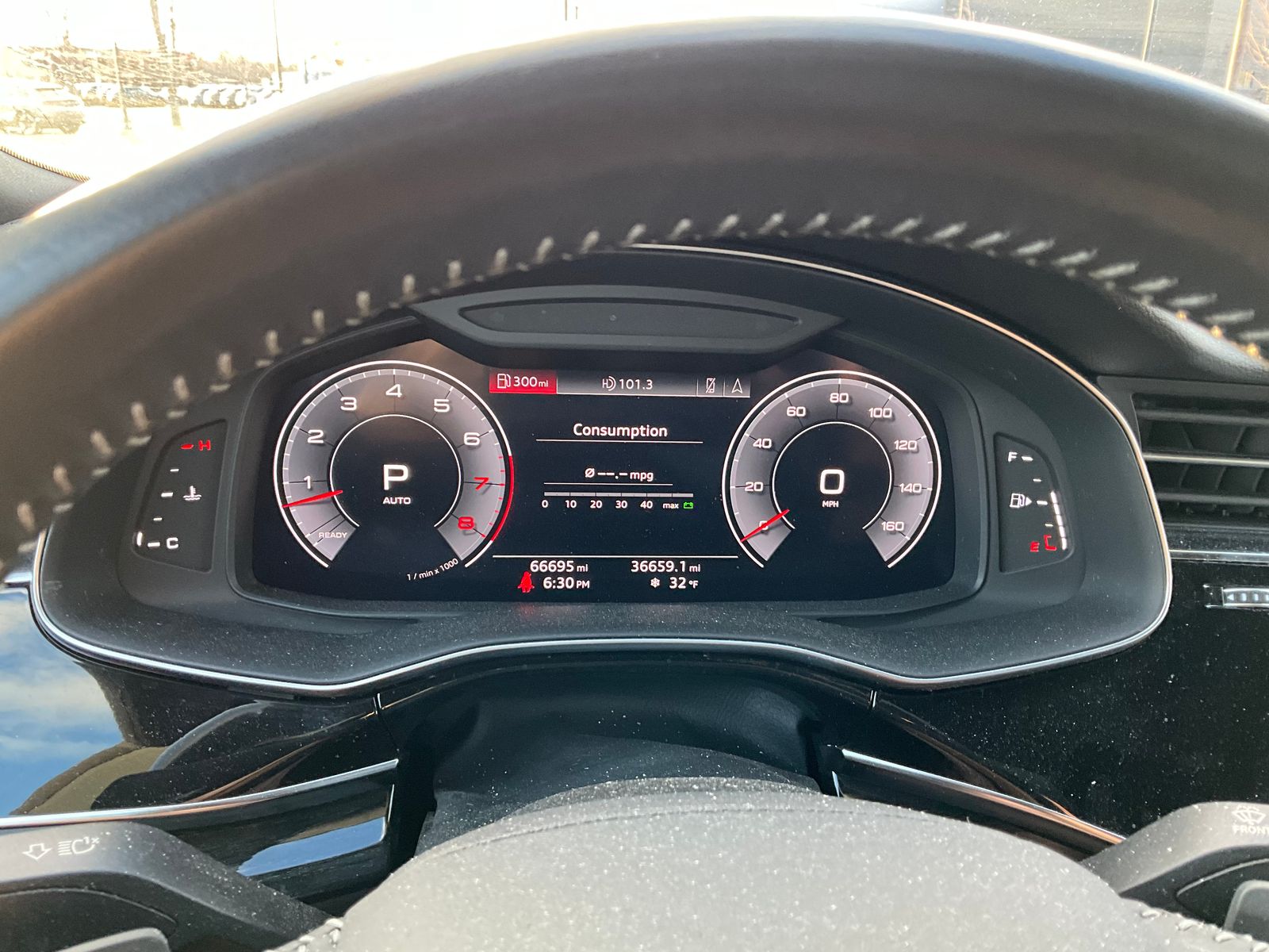 Thumbnail: 2020 Audi Q8 - 20