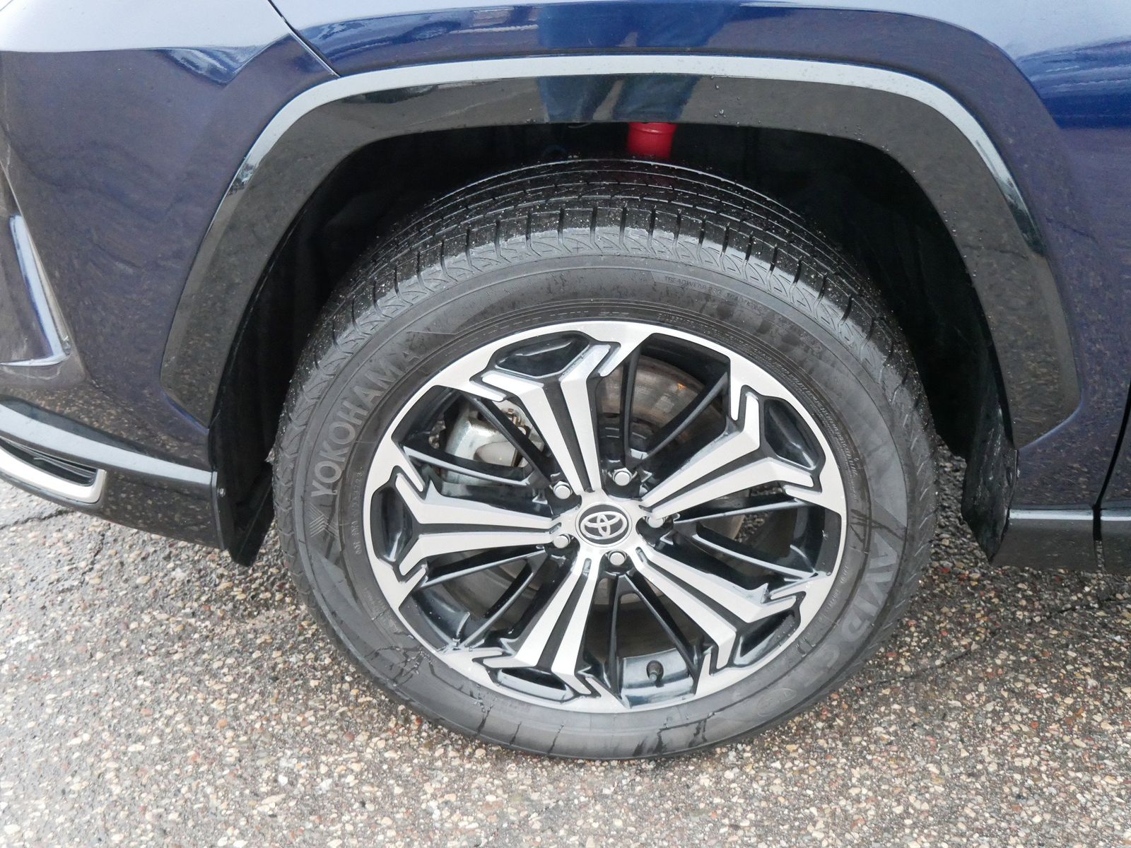 Thumbnail: 2023 Toyota RAV4 - 7