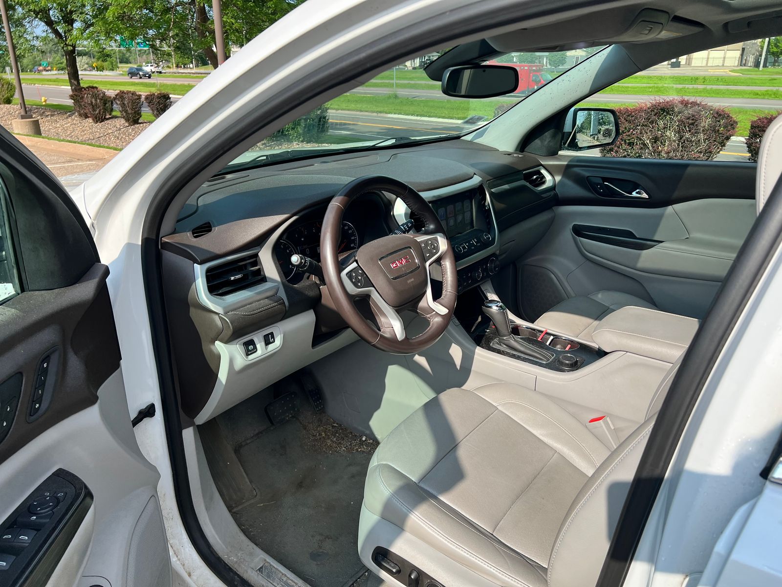 2017 GMC Acadia SLT 5