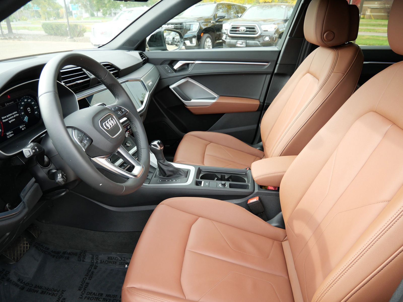 Thumbnail: 2025 Audi Q3 - 8