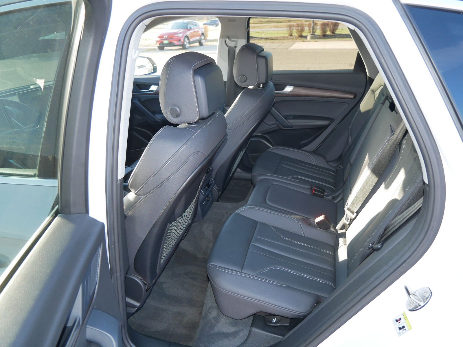 Thumbnail: 2024 Audi Q5 - 9