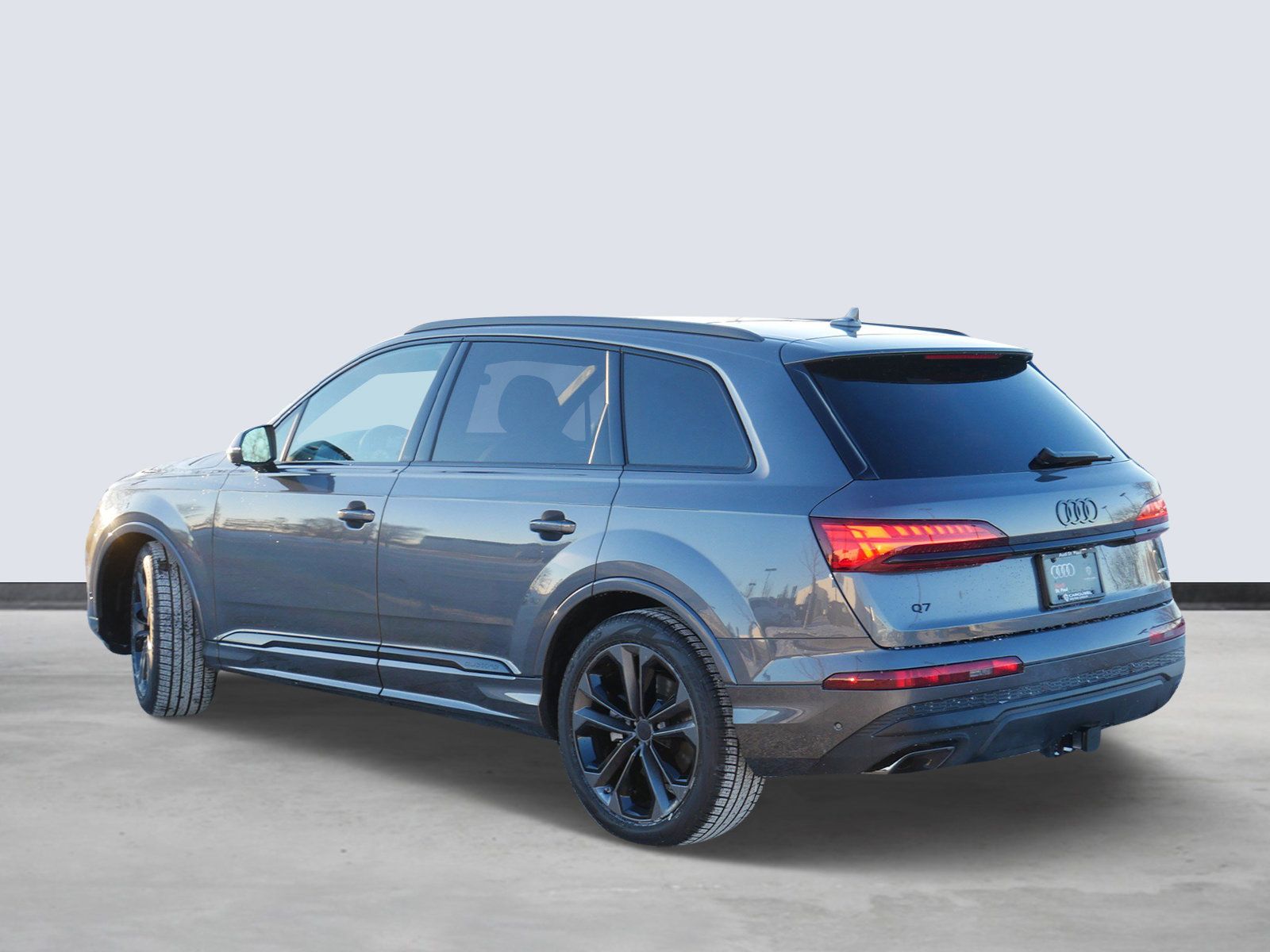 Thumbnail: 2026 Audi Q7 - 3