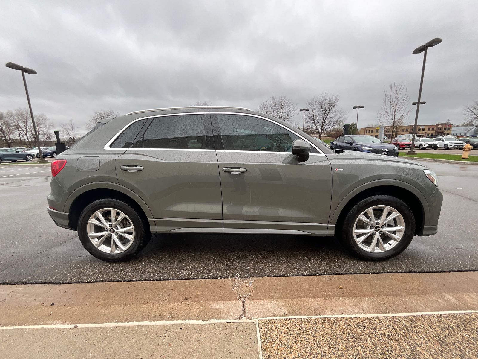 Thumbnail: 2024 Audi Q3 - 5