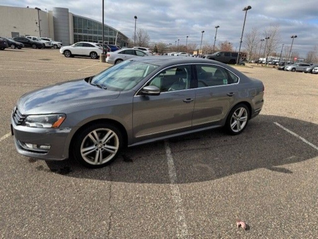 Used 2015 Volkswagen Passat TDI SEL Premium Sedan