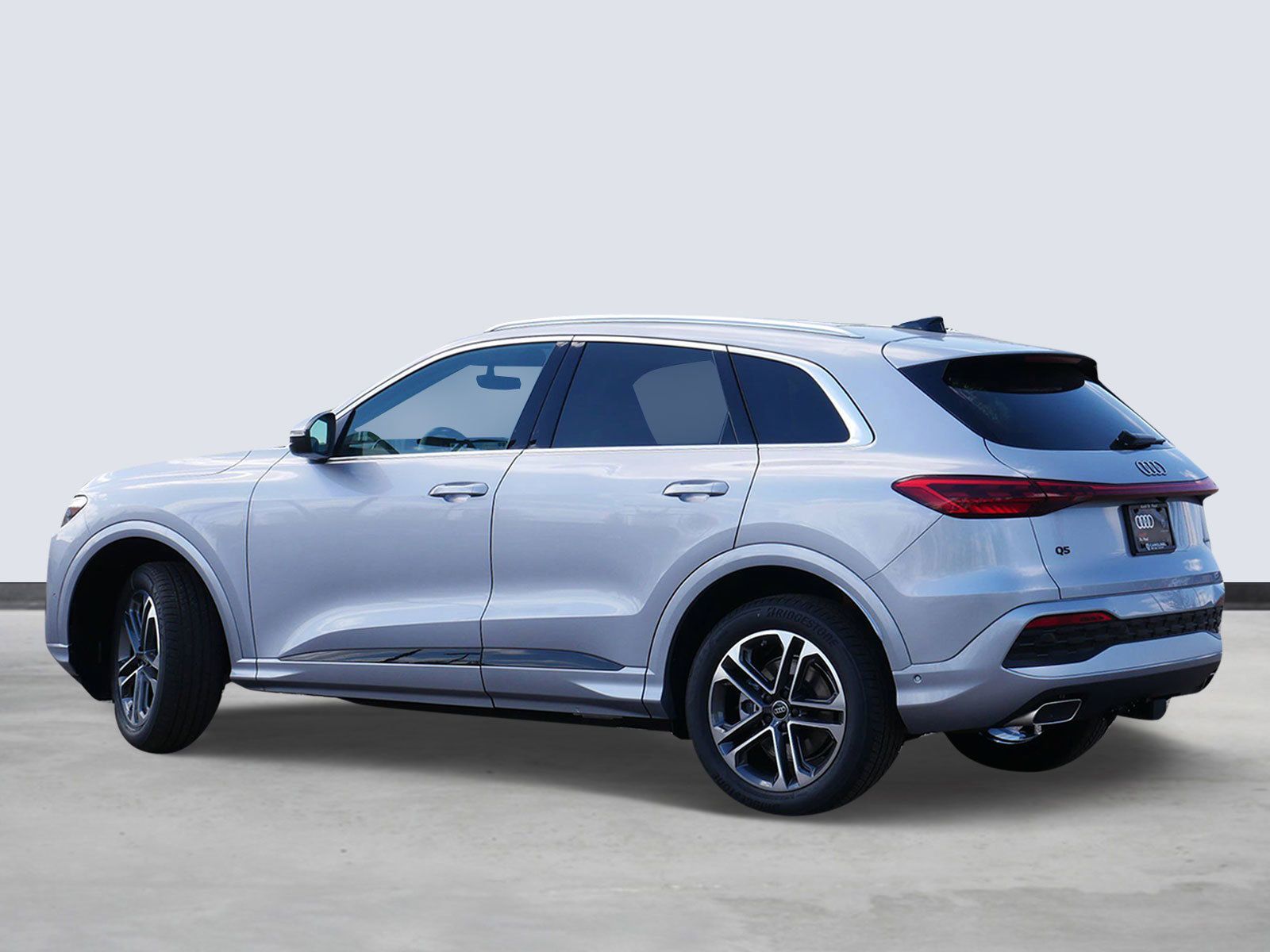 Thumbnail: 2026 Audi Q5 - 3