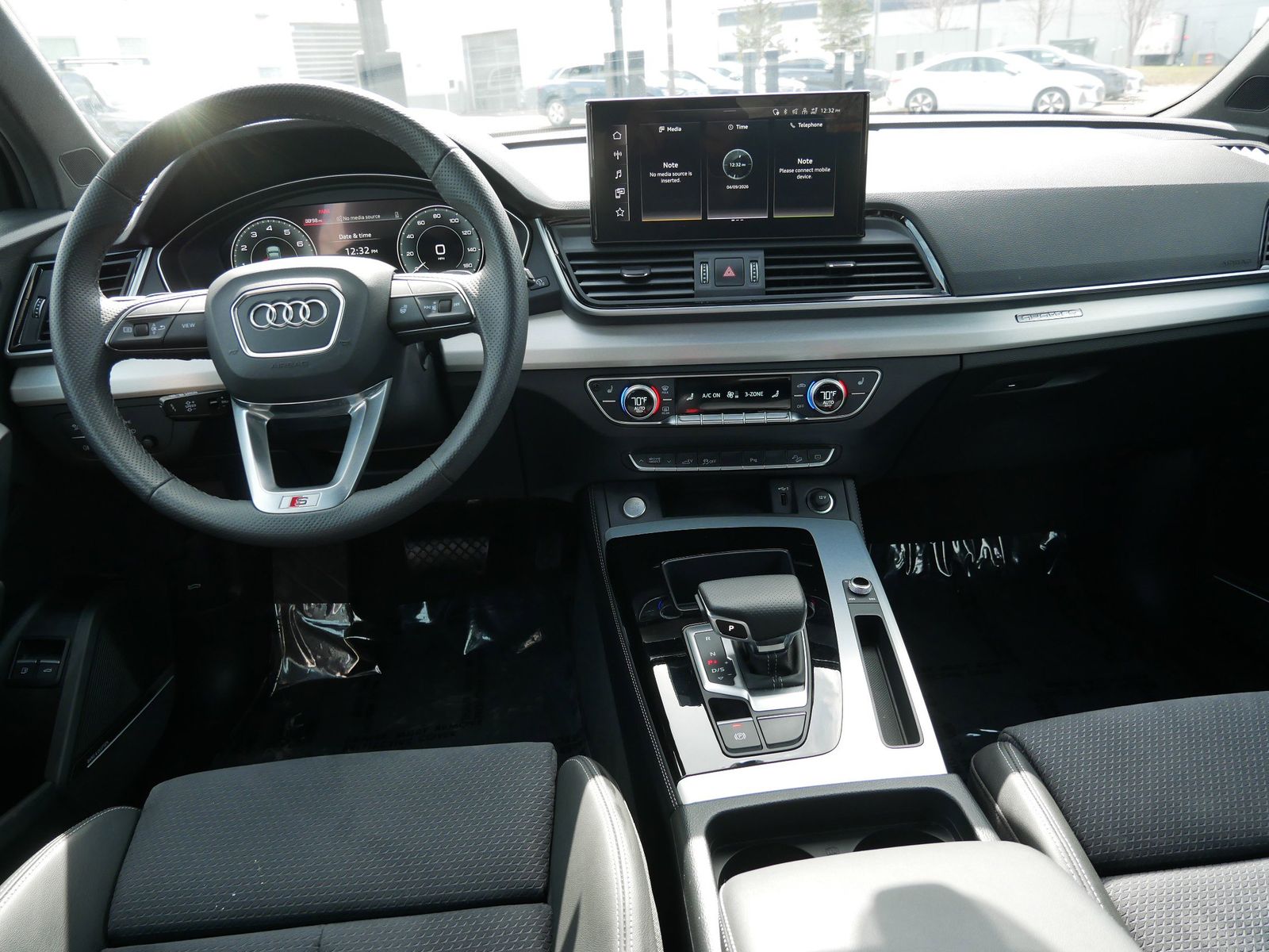 Thumbnail: 2024 Audi Q5 - 12