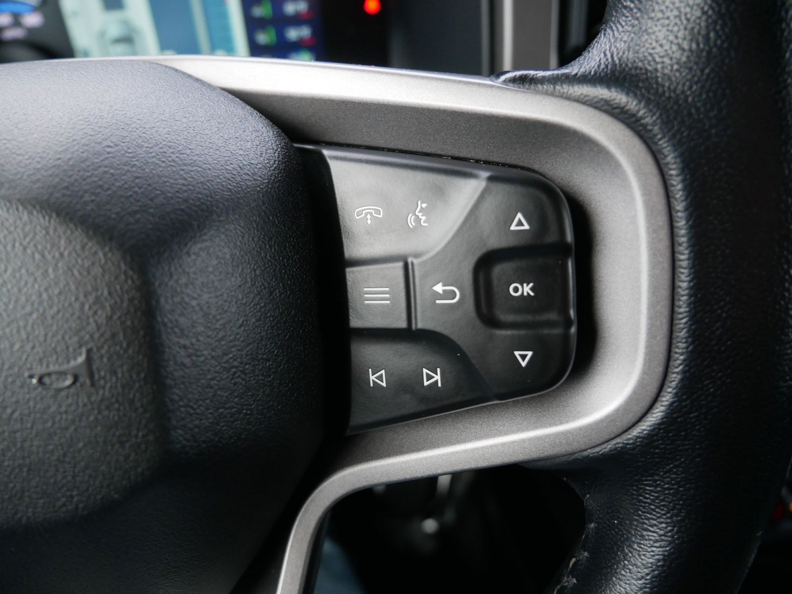 Thumbnail: 2022 Ford Bronco - 26