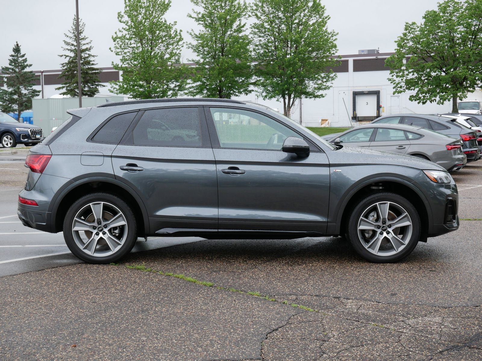 Thumbnail: 2025 Audi Q5 - 5