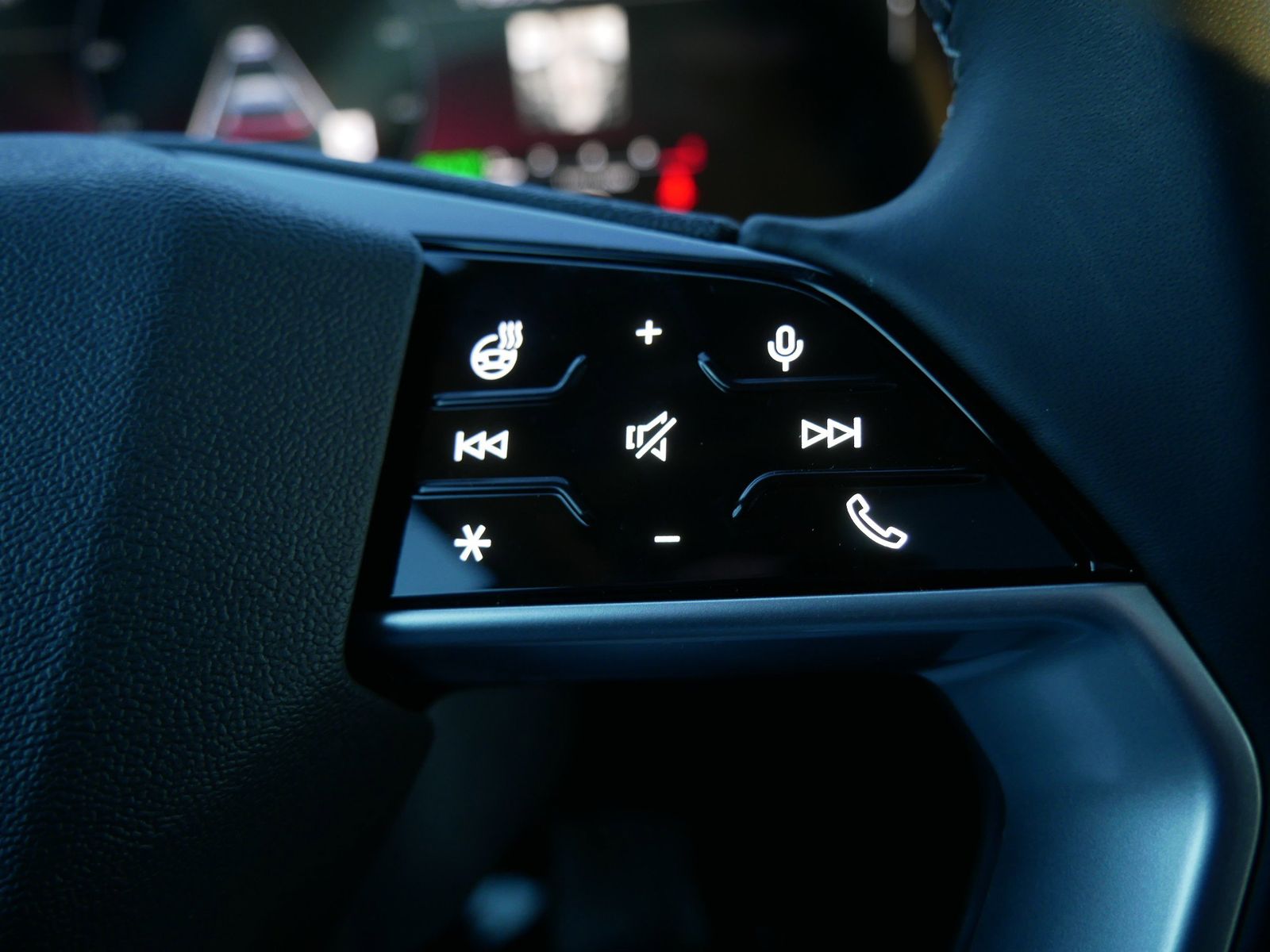 Thumbnail: 2025 Audi Q5 - 23